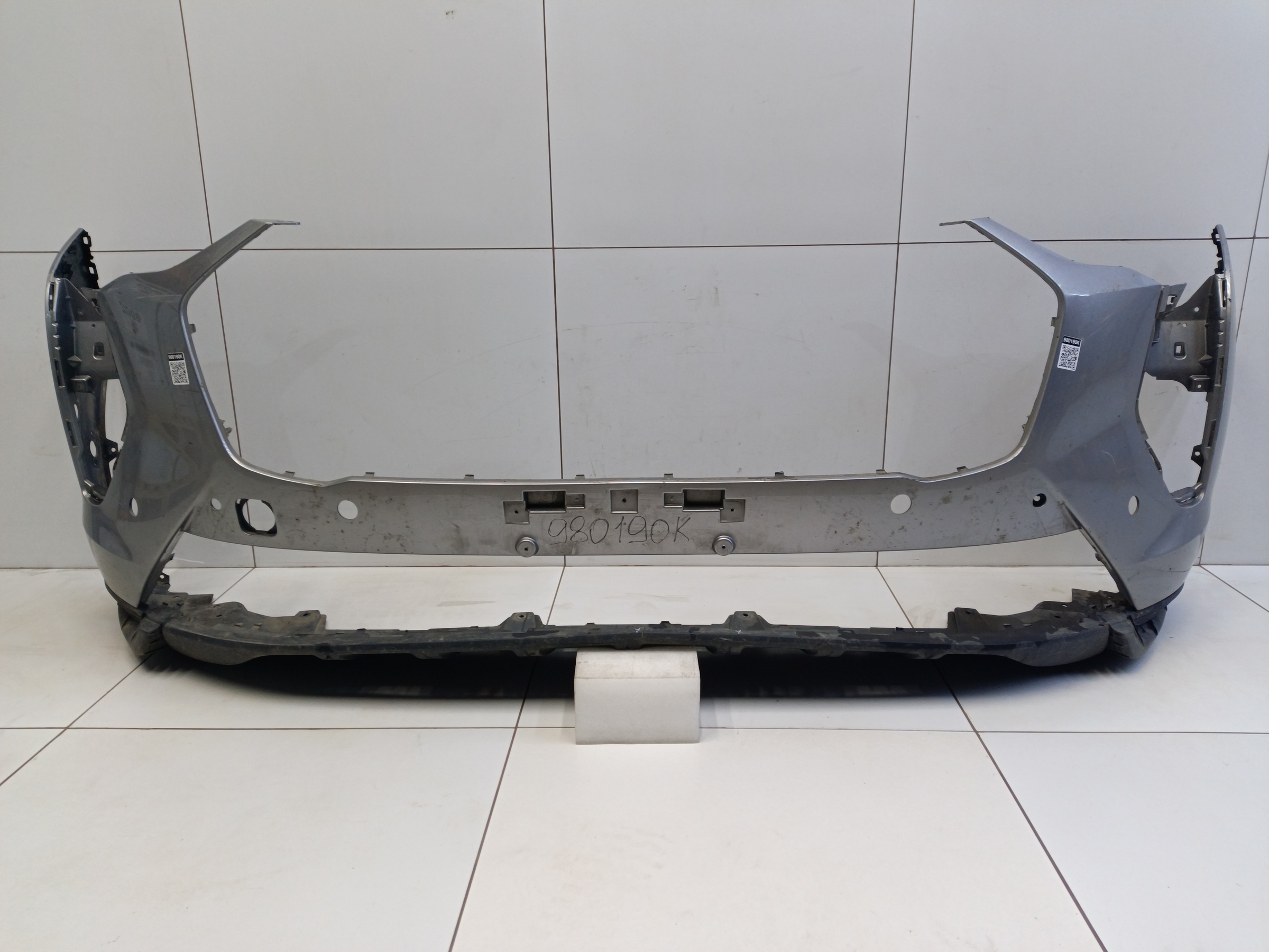 Бампер передний Haval Jolion Restail с отверстиями под накладки