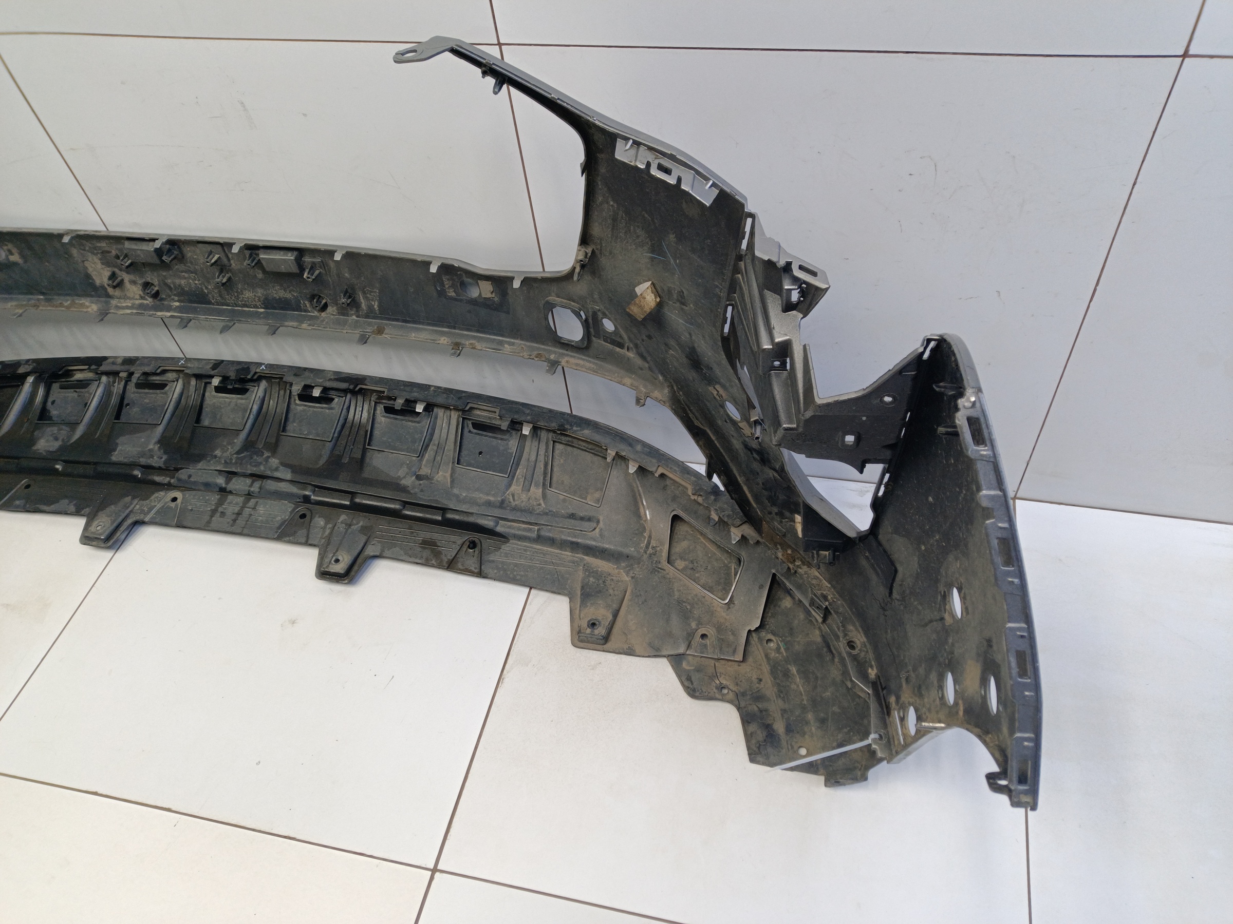 Бампер передний Haval Jolion Restail с отверстиями под накладки