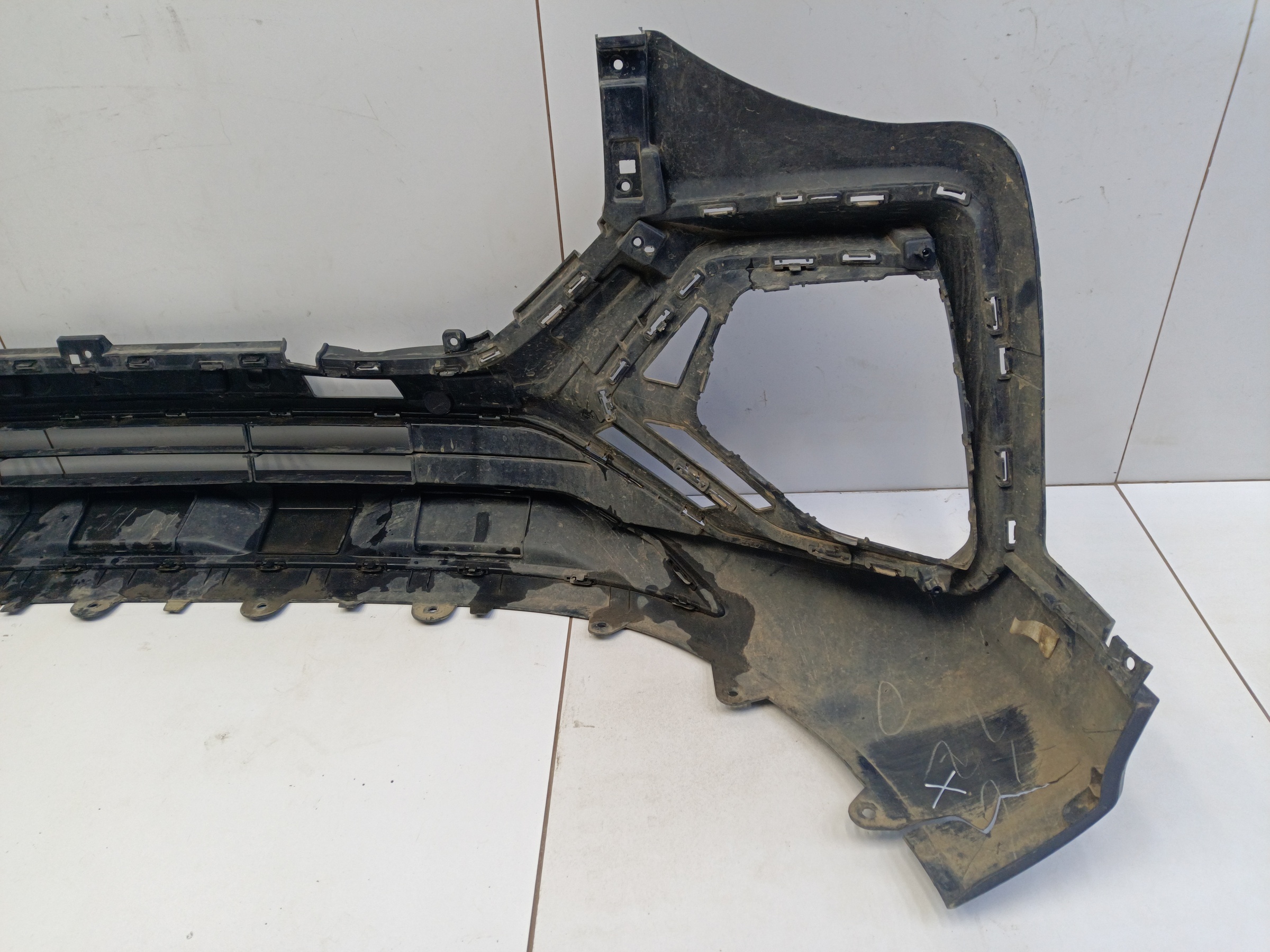 Юбка переднего бампера Geely Okavango 1 Restail