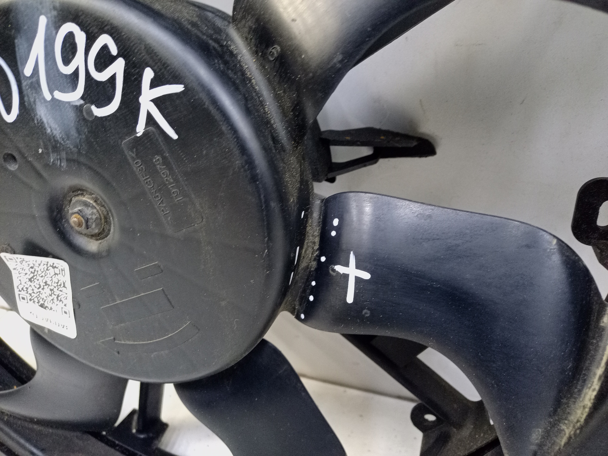 Диффузор вентилятора радиатора Lada Largus