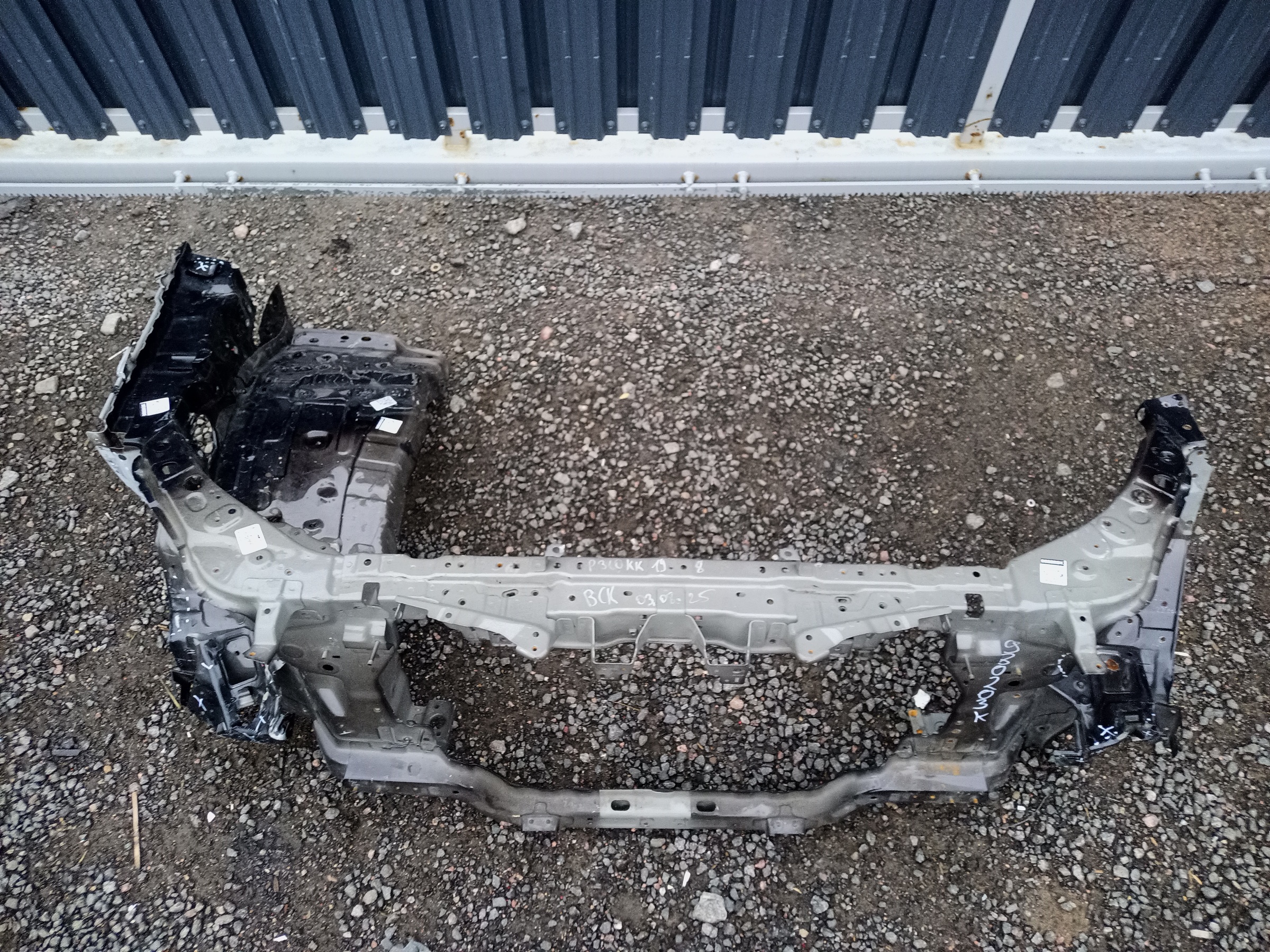 Панель передняя Tank 500