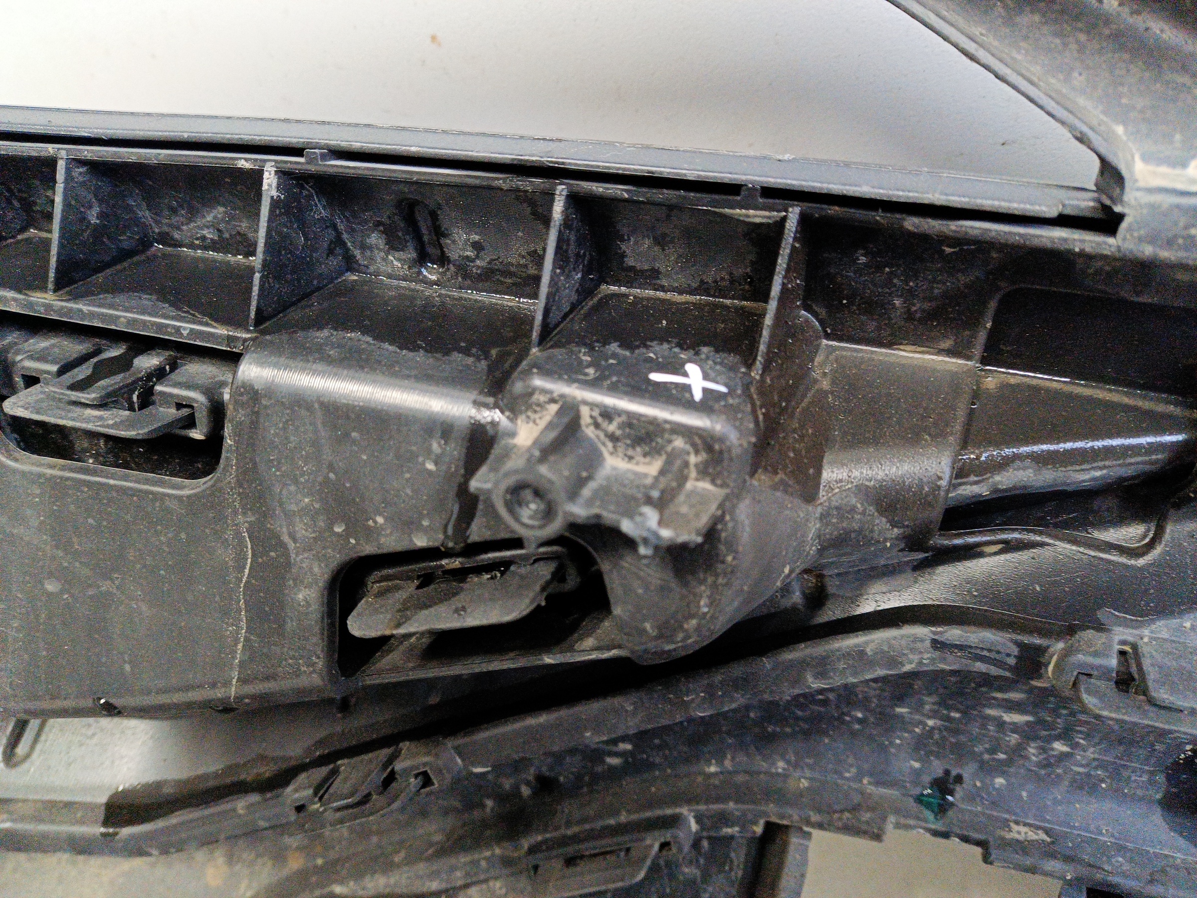 Юбка заднего бампера Geely Atlas 2