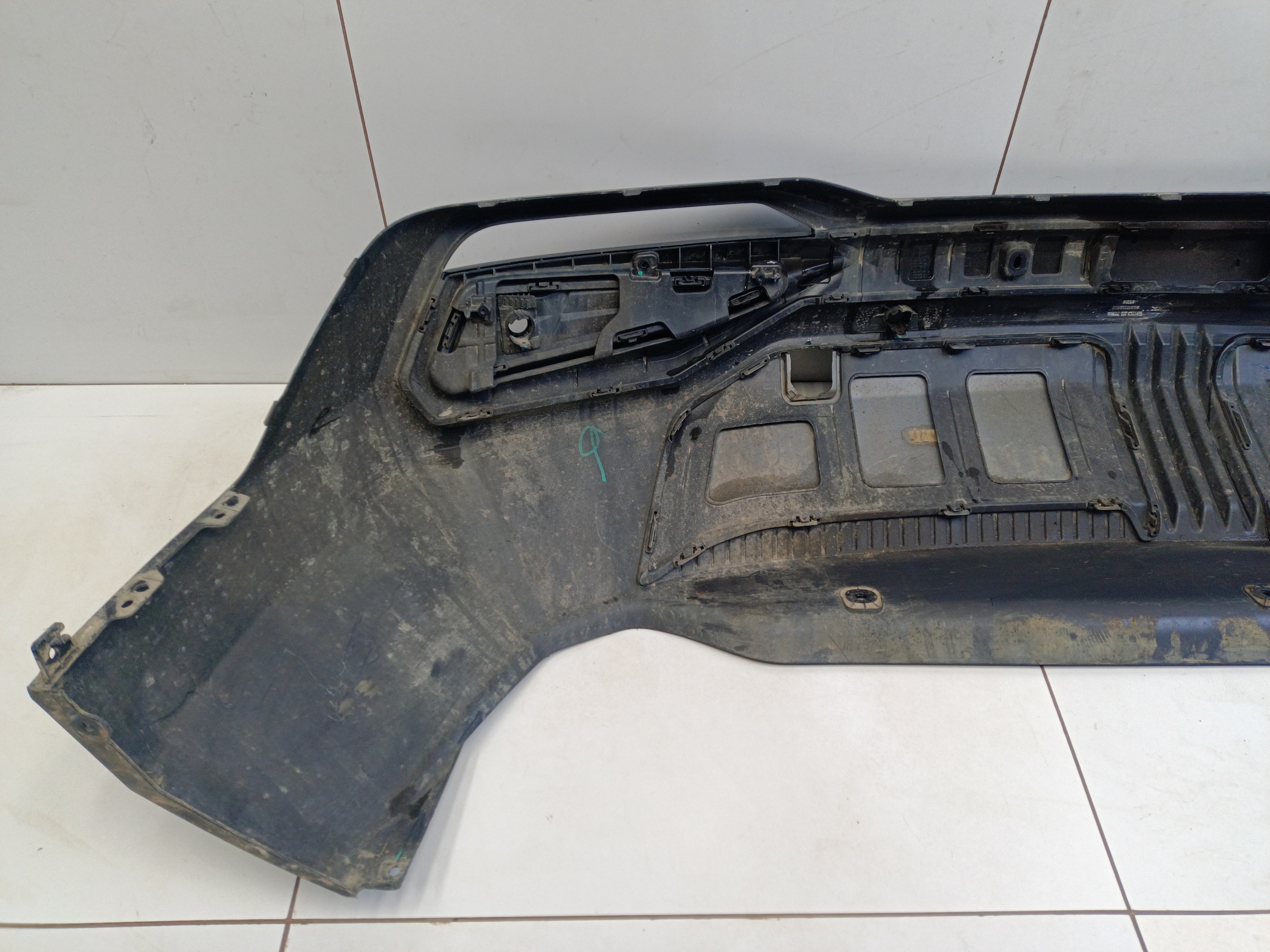 Юбка заднего бампера Geely Atlas 2