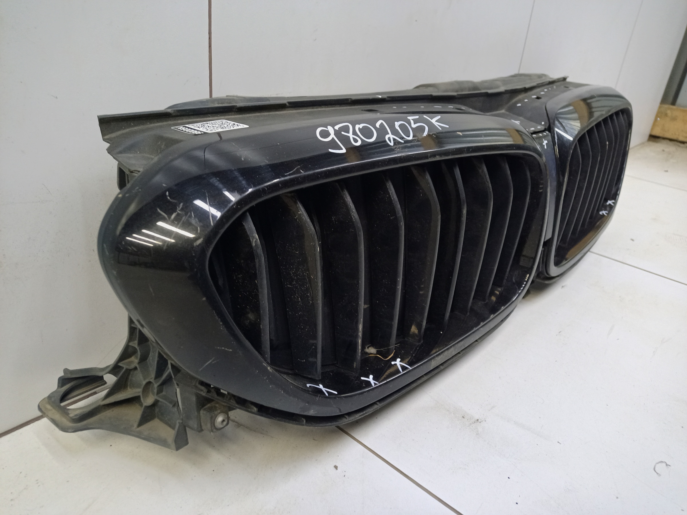 Жалюзи решетки радиатора BMW 5er G30