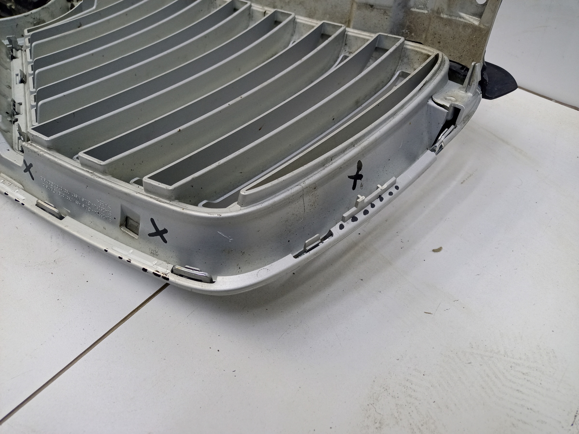 Решетка радиатора Volvo XC90 2 под камеру