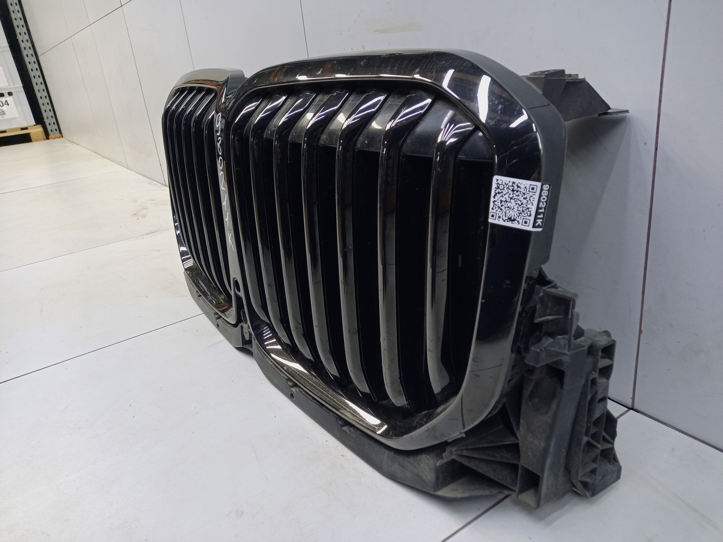 Жалюзи решетки радиатора черные BMW X7 G07