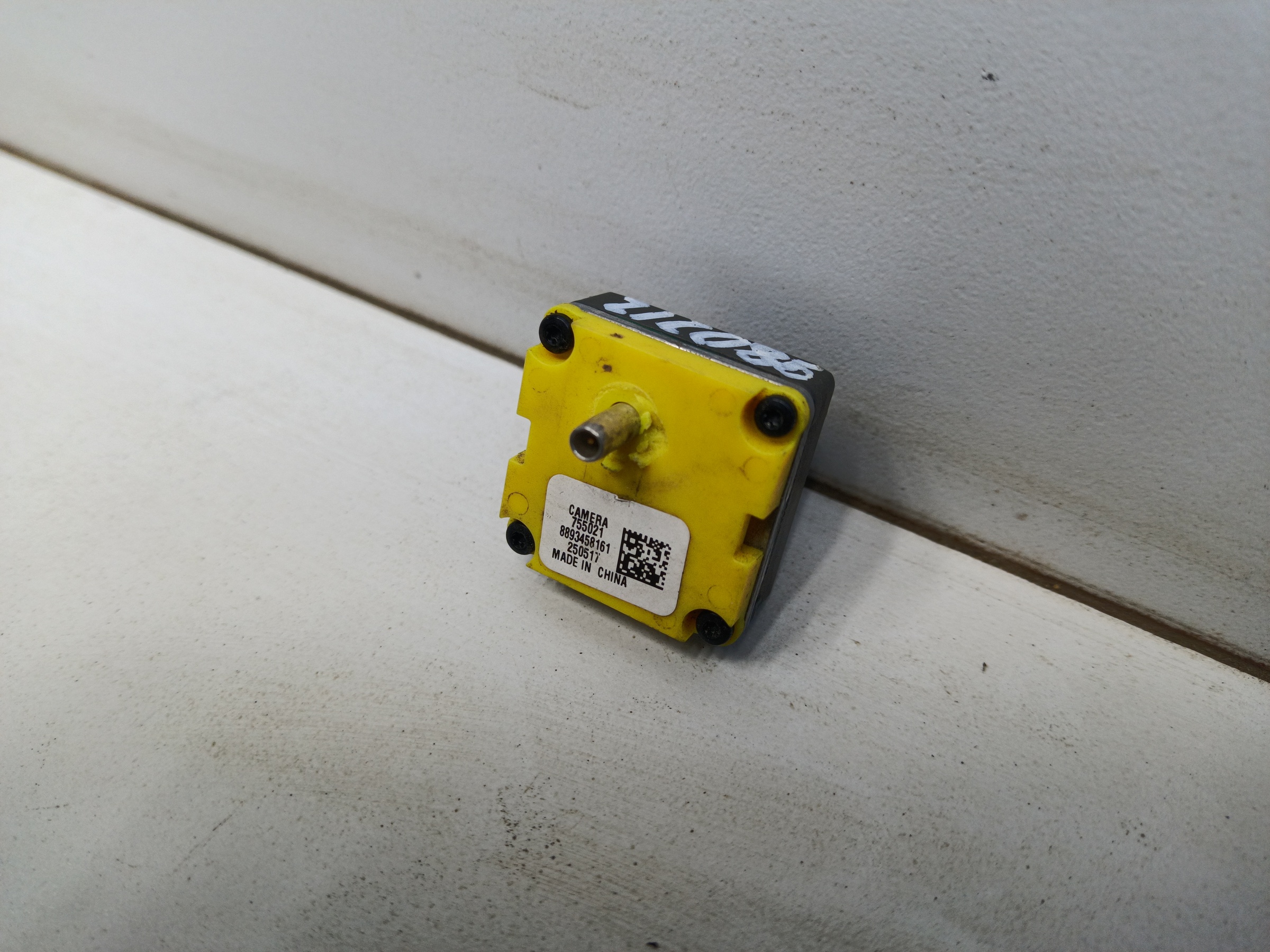 Камера переднего вида Geely Monjaro