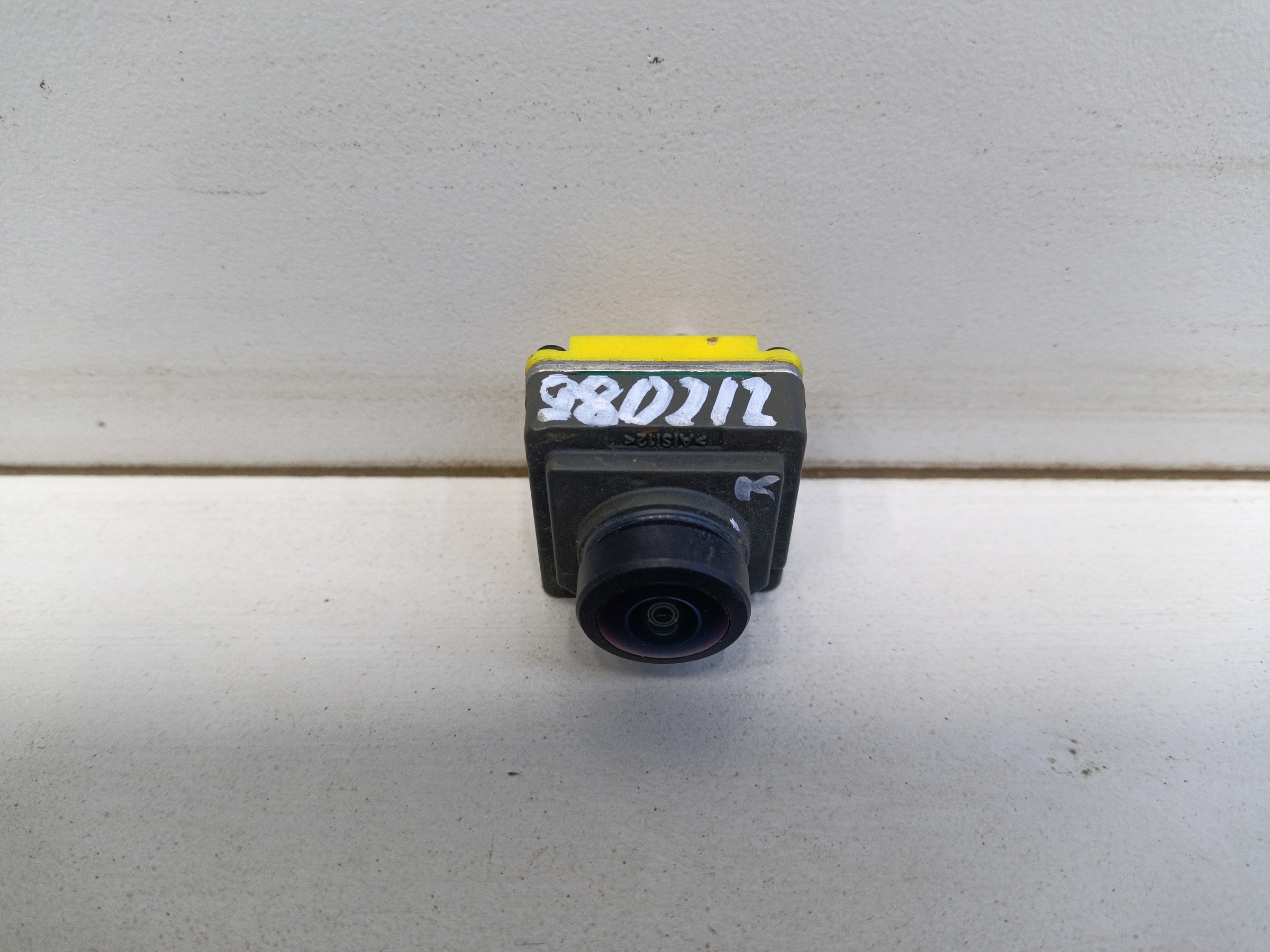 Камера переднего вида Geely Monjaro