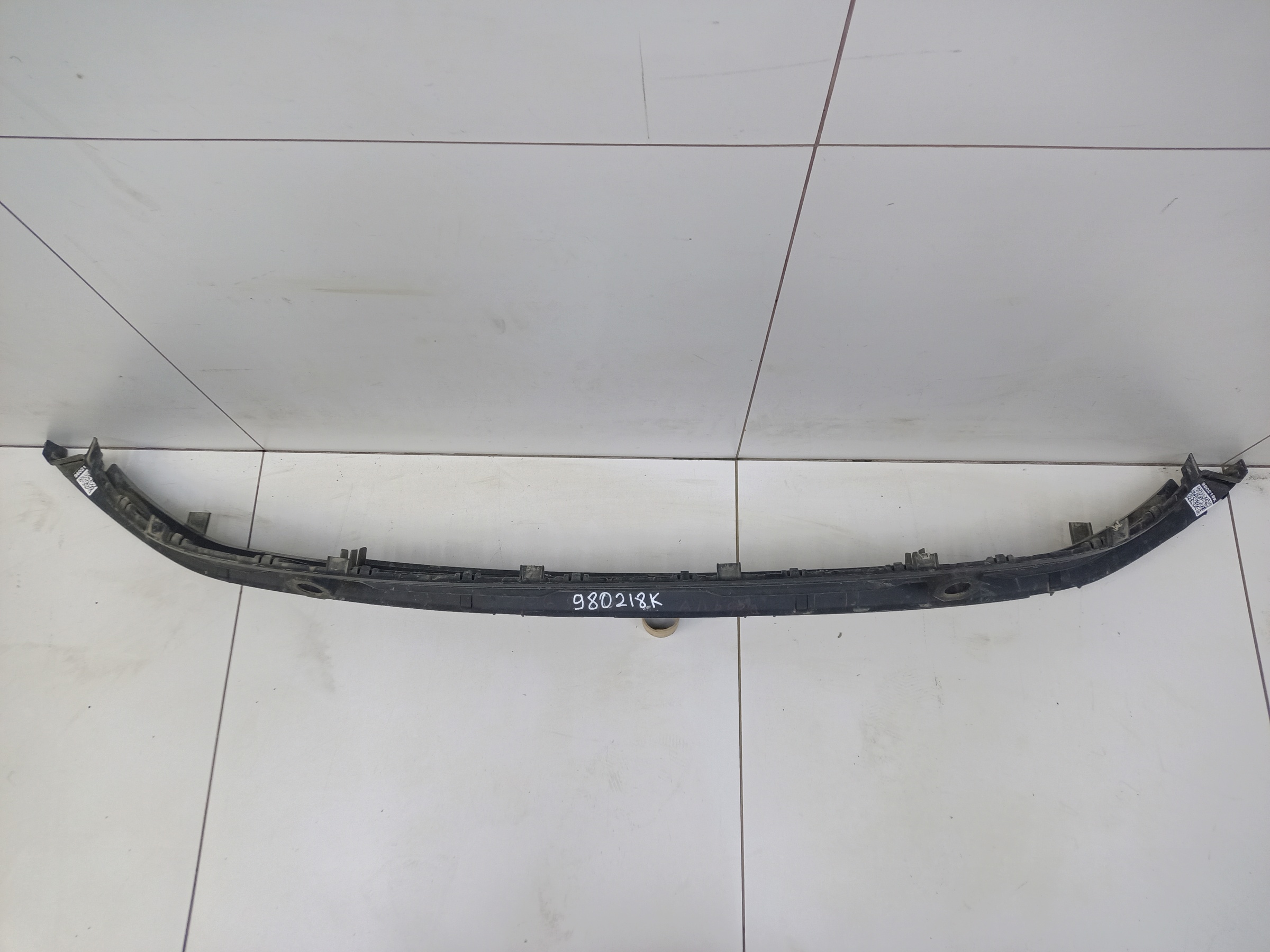 Решетка переднего бампера центральная Haval F7x Restail