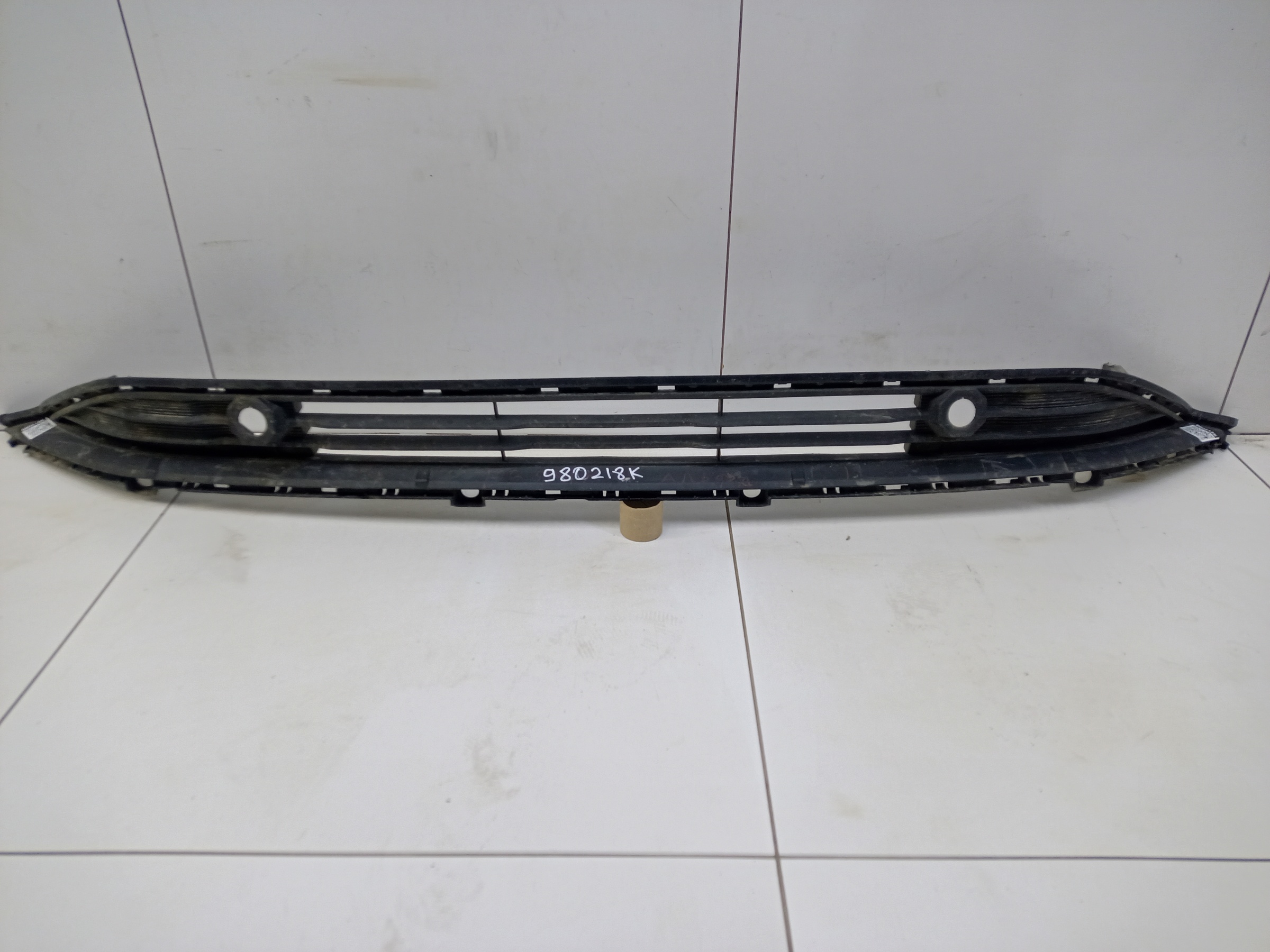 Решетка переднего бампера центральная Haval F7x Restail