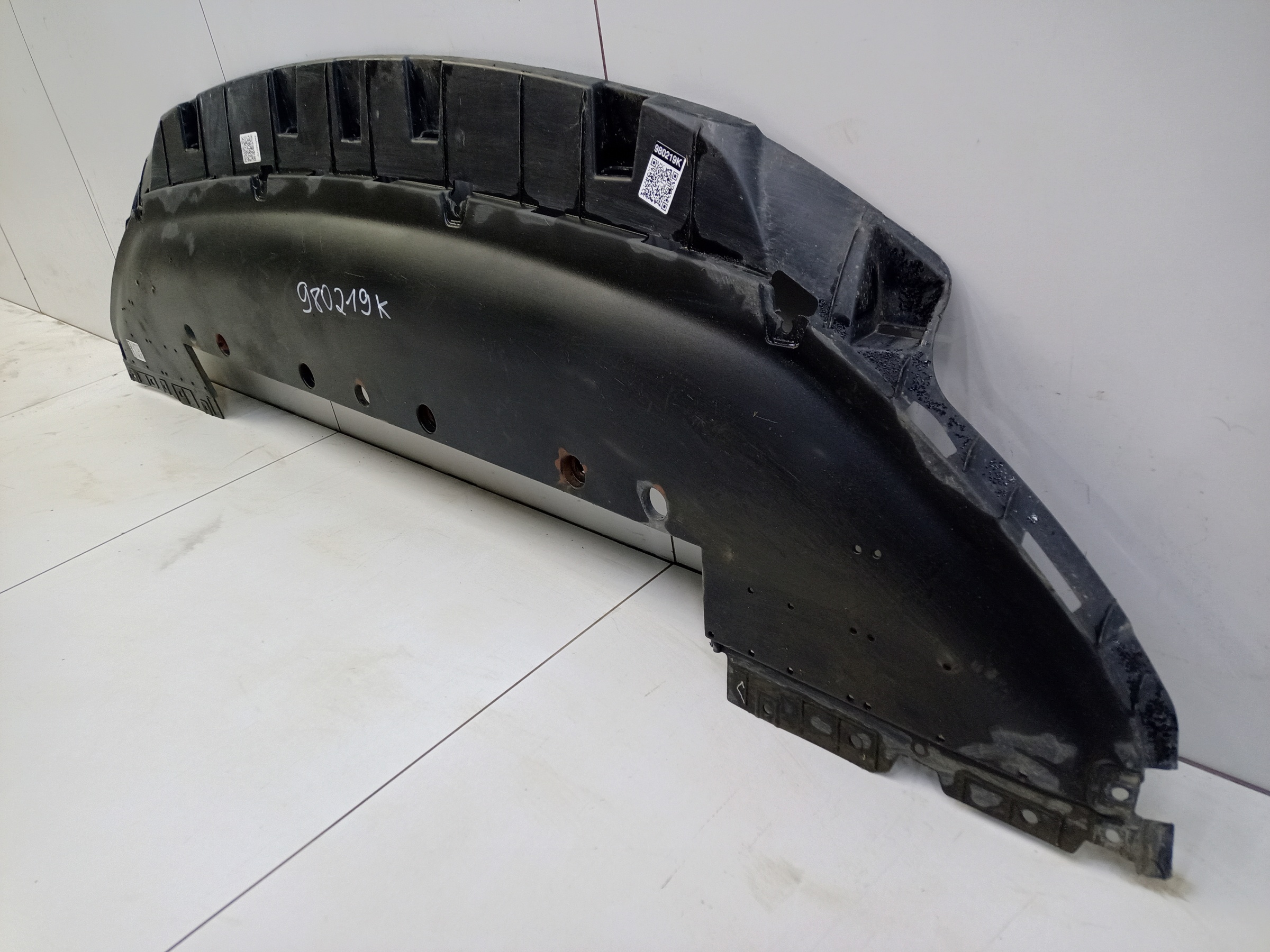 Пыльник переднего бампера Knewstar 001