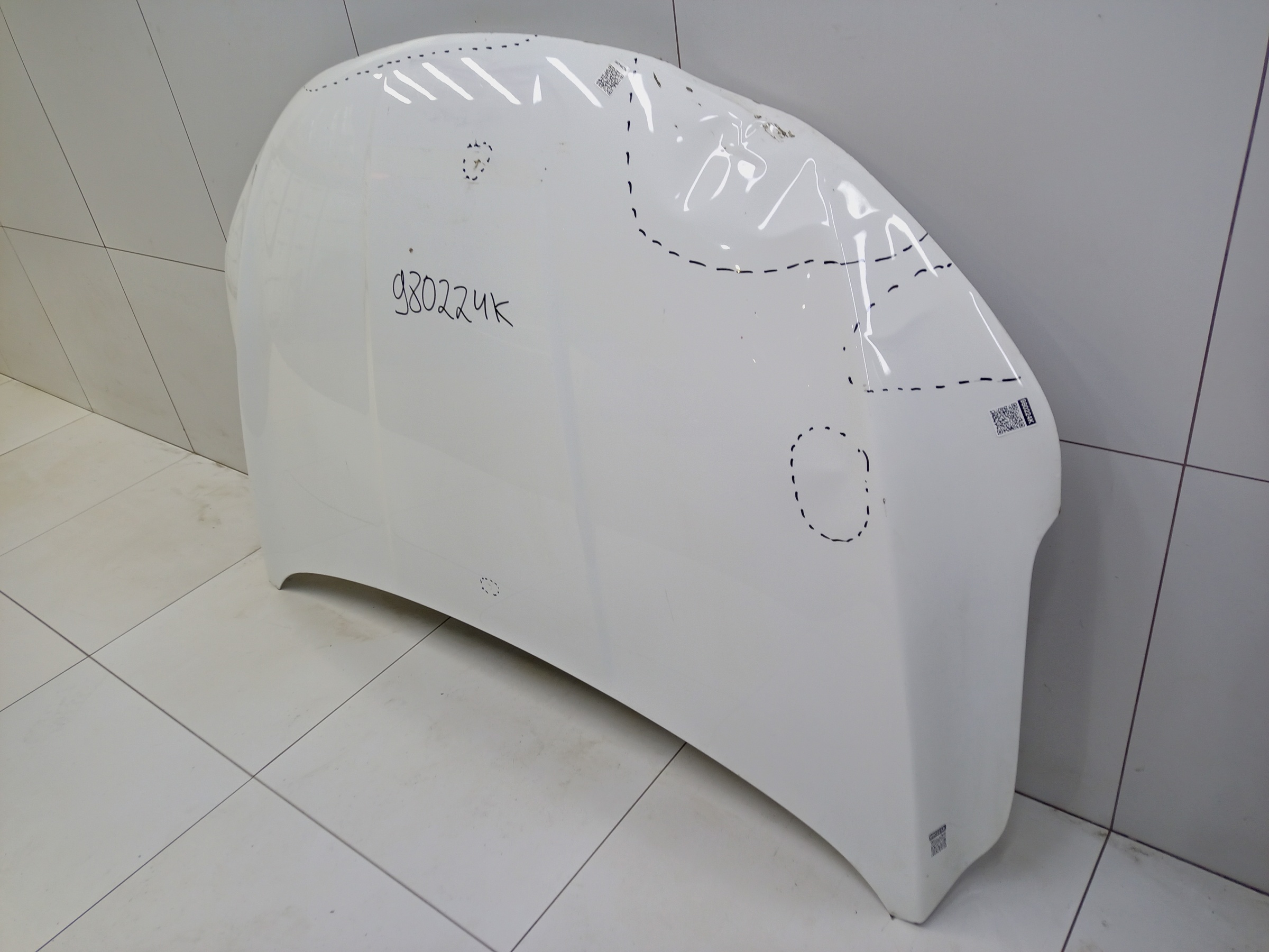 Капот Geely Coolray