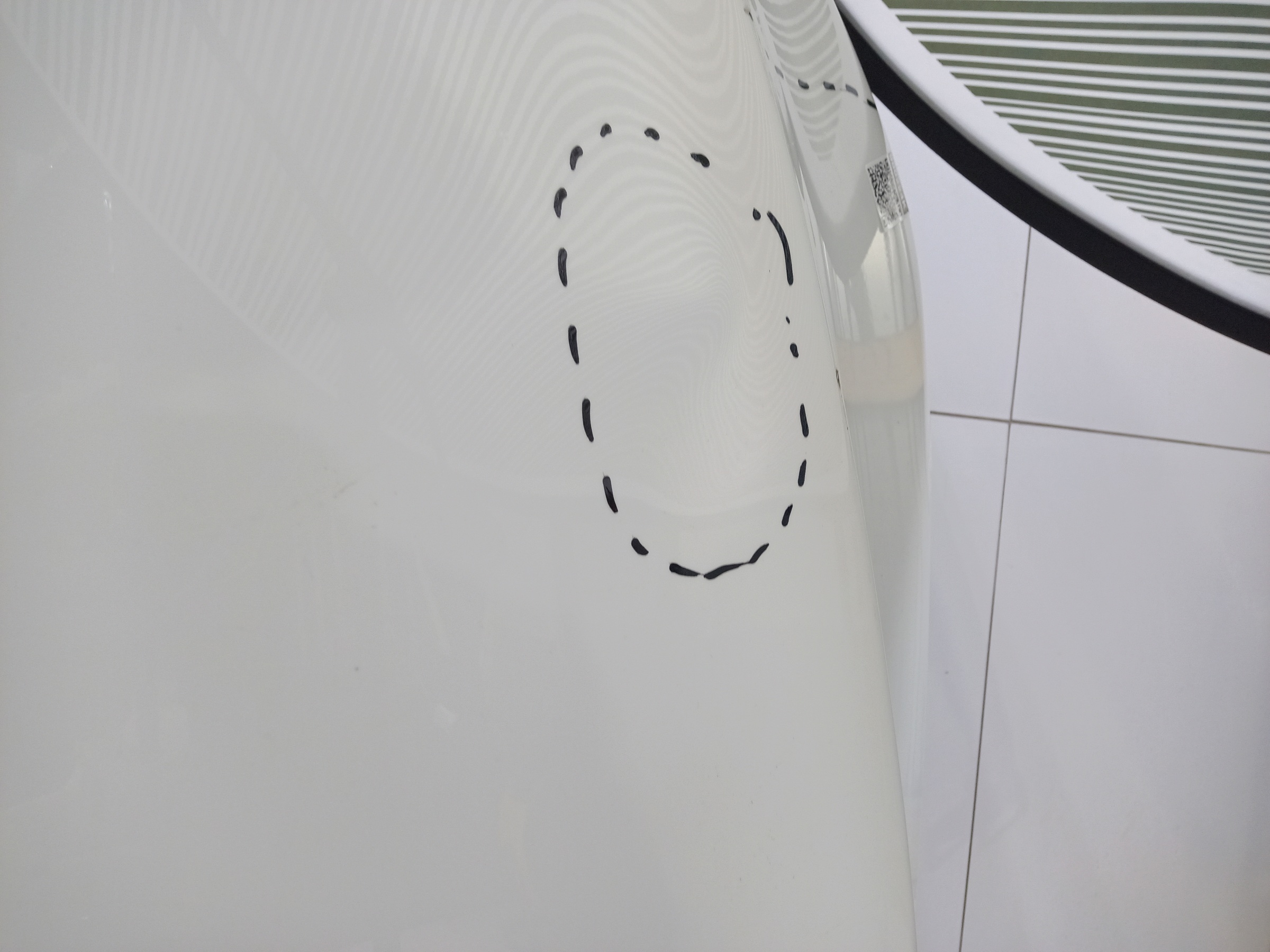 Капот Geely Coolray