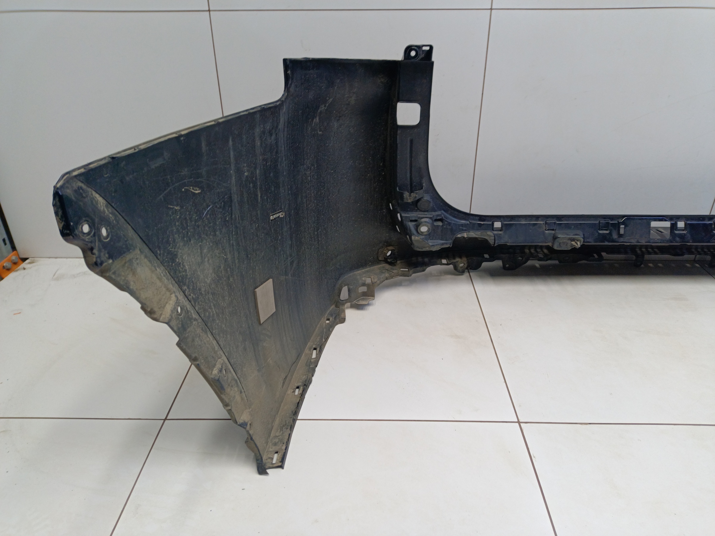 Бампер задний Toyota Land Cruiser 300