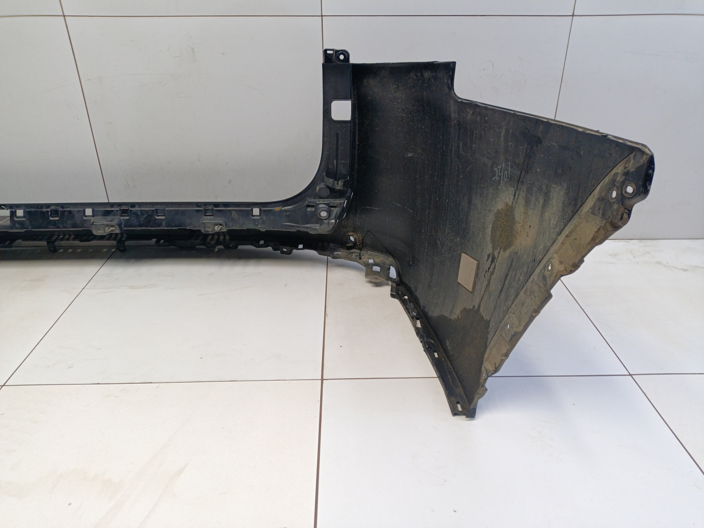 Бампер задний Toyota Land Cruiser 300