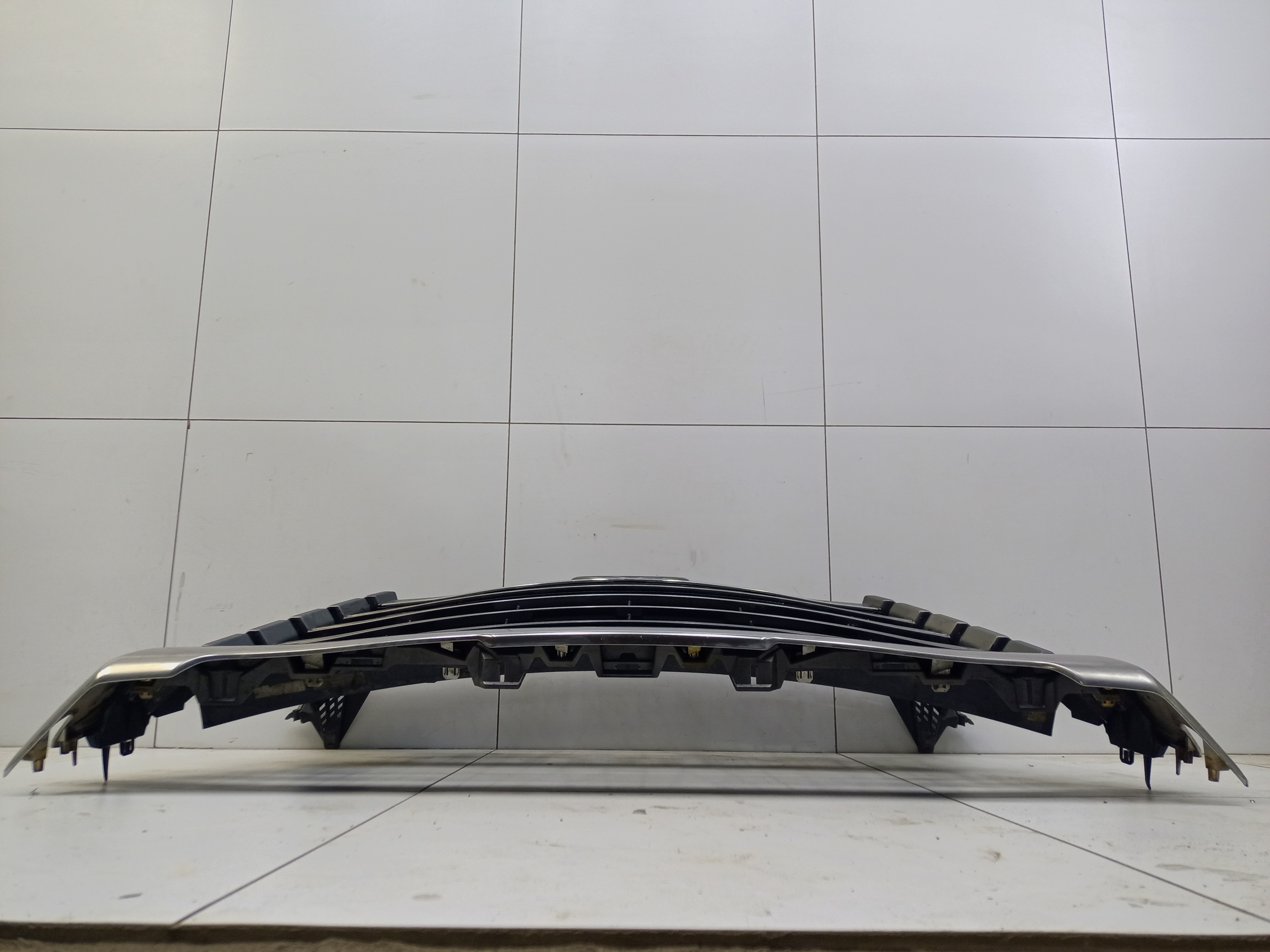 Решетка радиатора Lexus LX 3 Restail 2