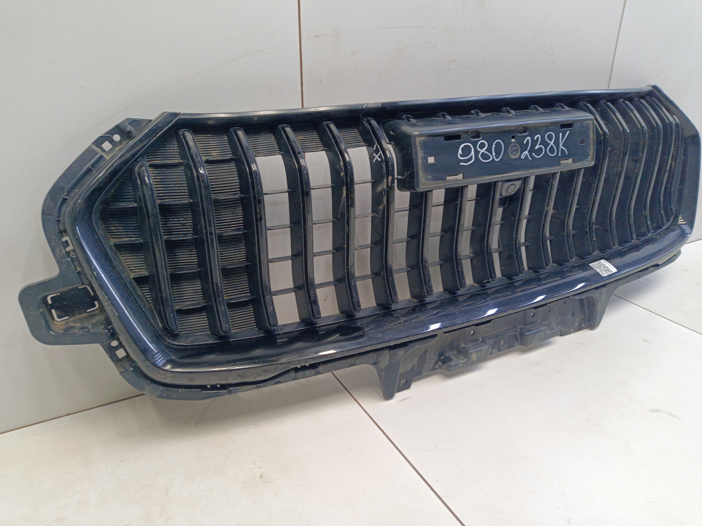 Решетка радиатора Haval Jolion Restail под камеру