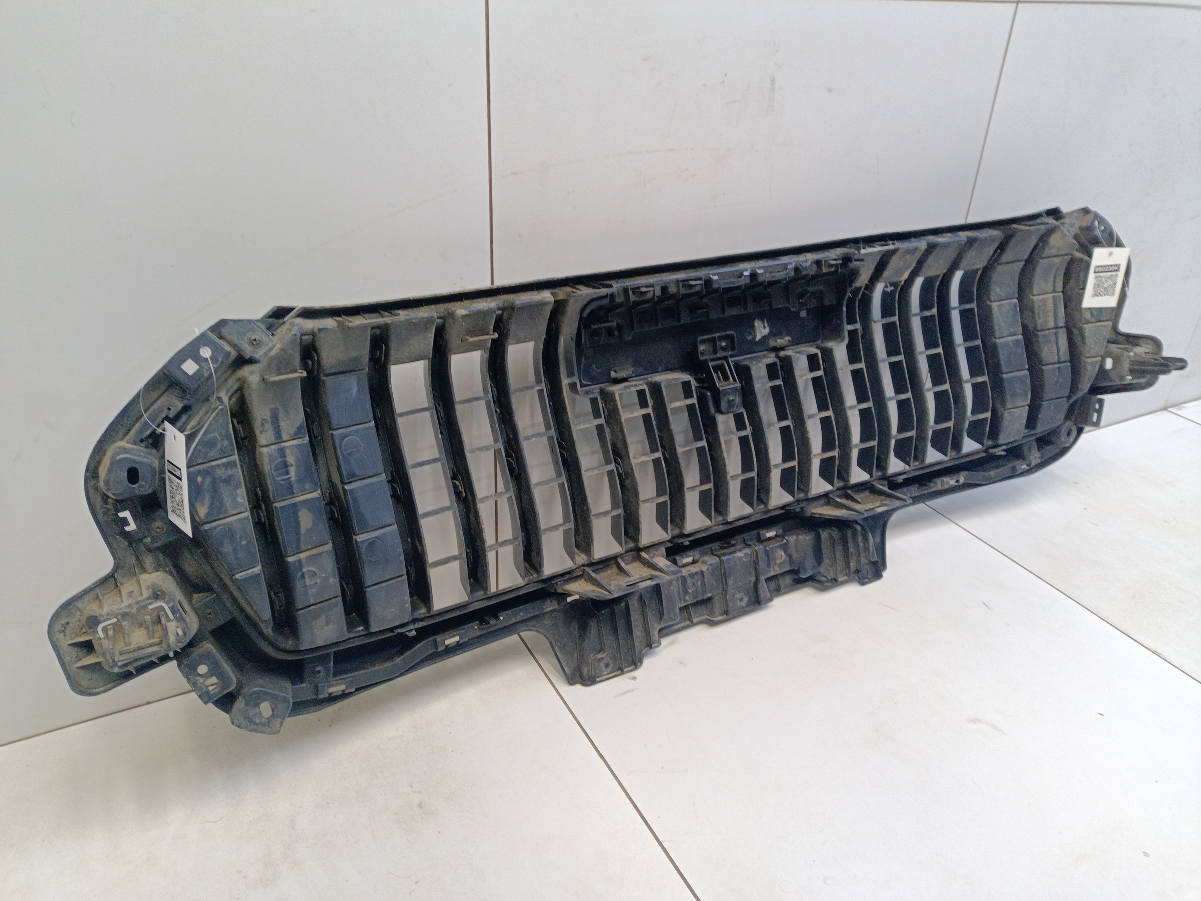 Решетка радиатора Haval Jolion Restail под камеру