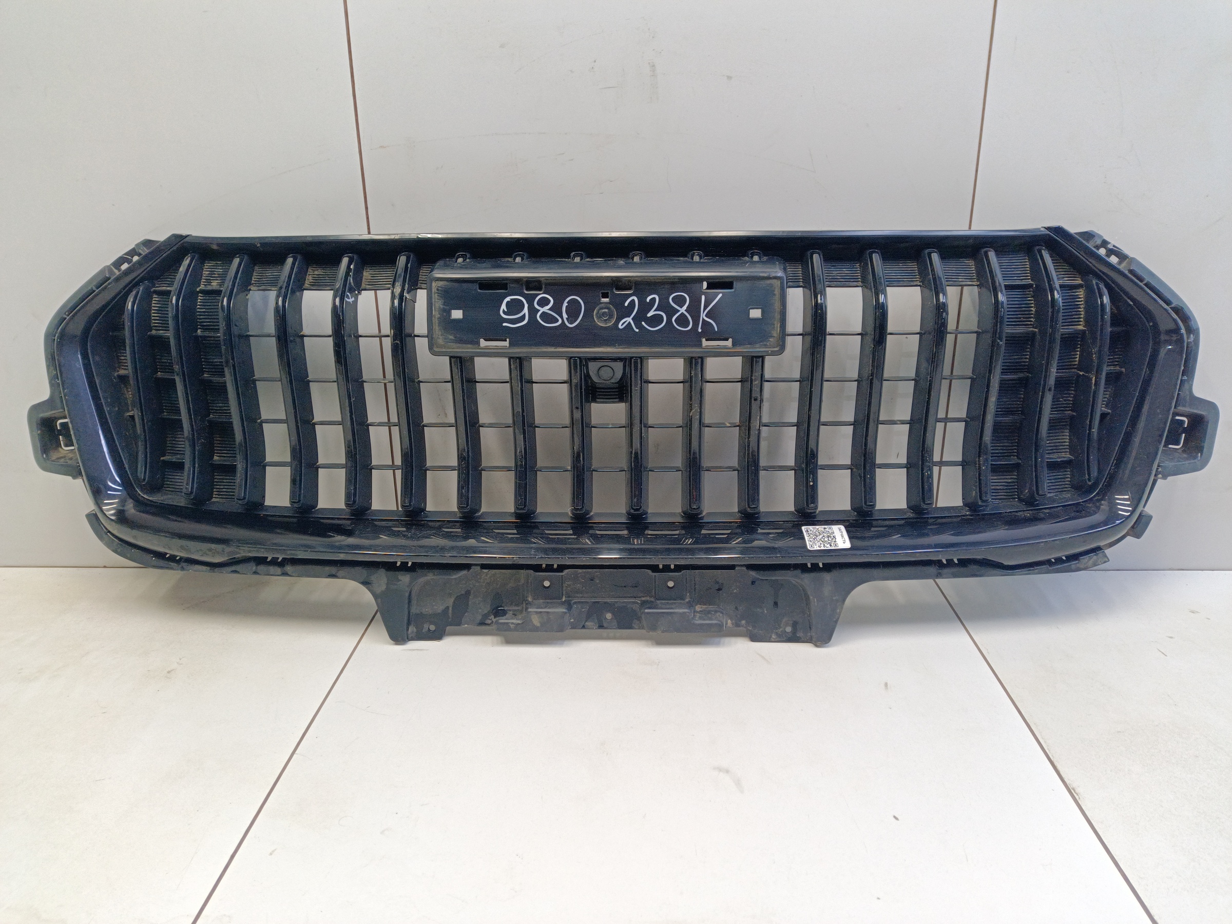 Решетка радиатора Haval Jolion Restail под камеру