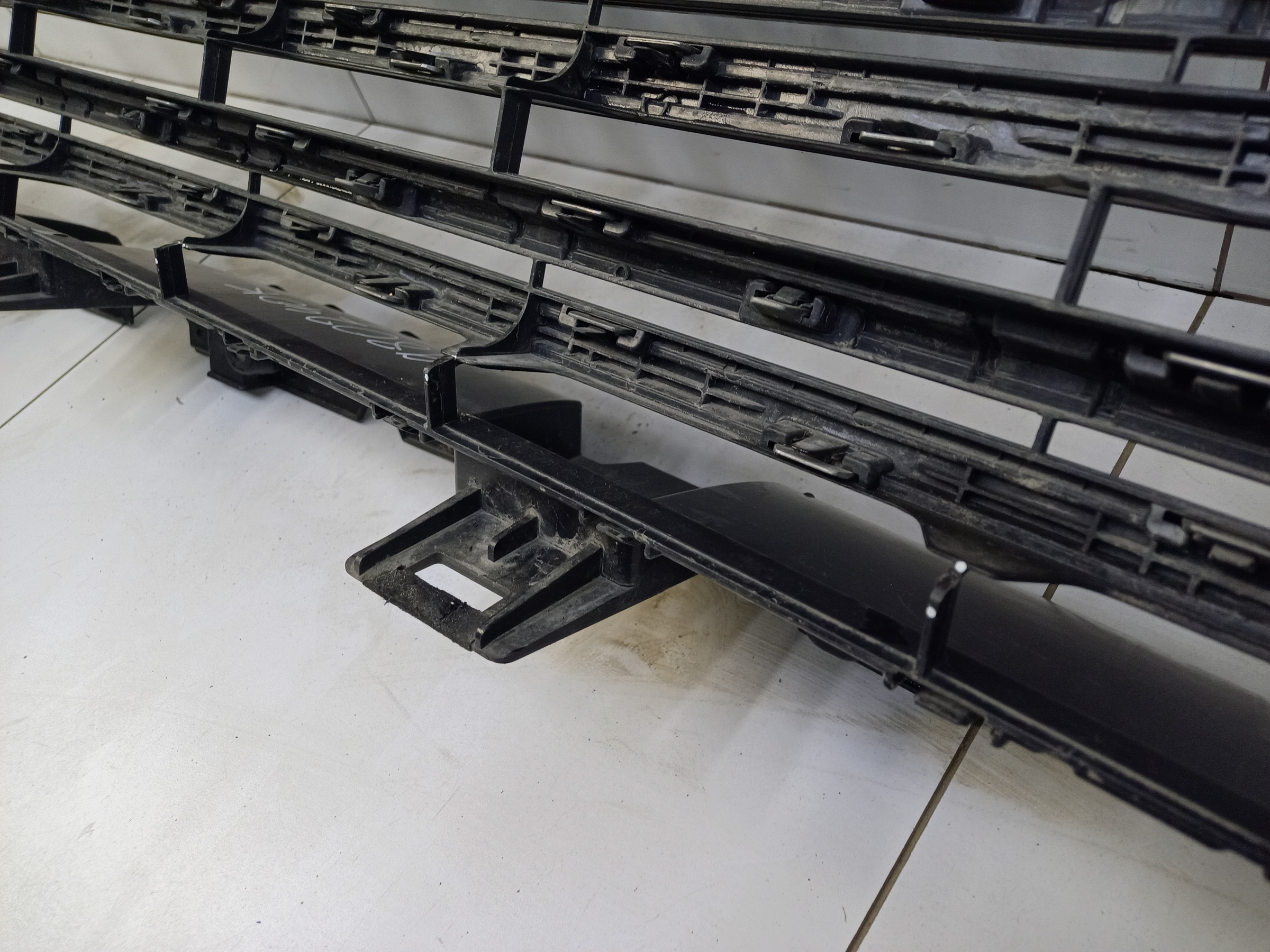 Решетка радиатора Haval H9 2