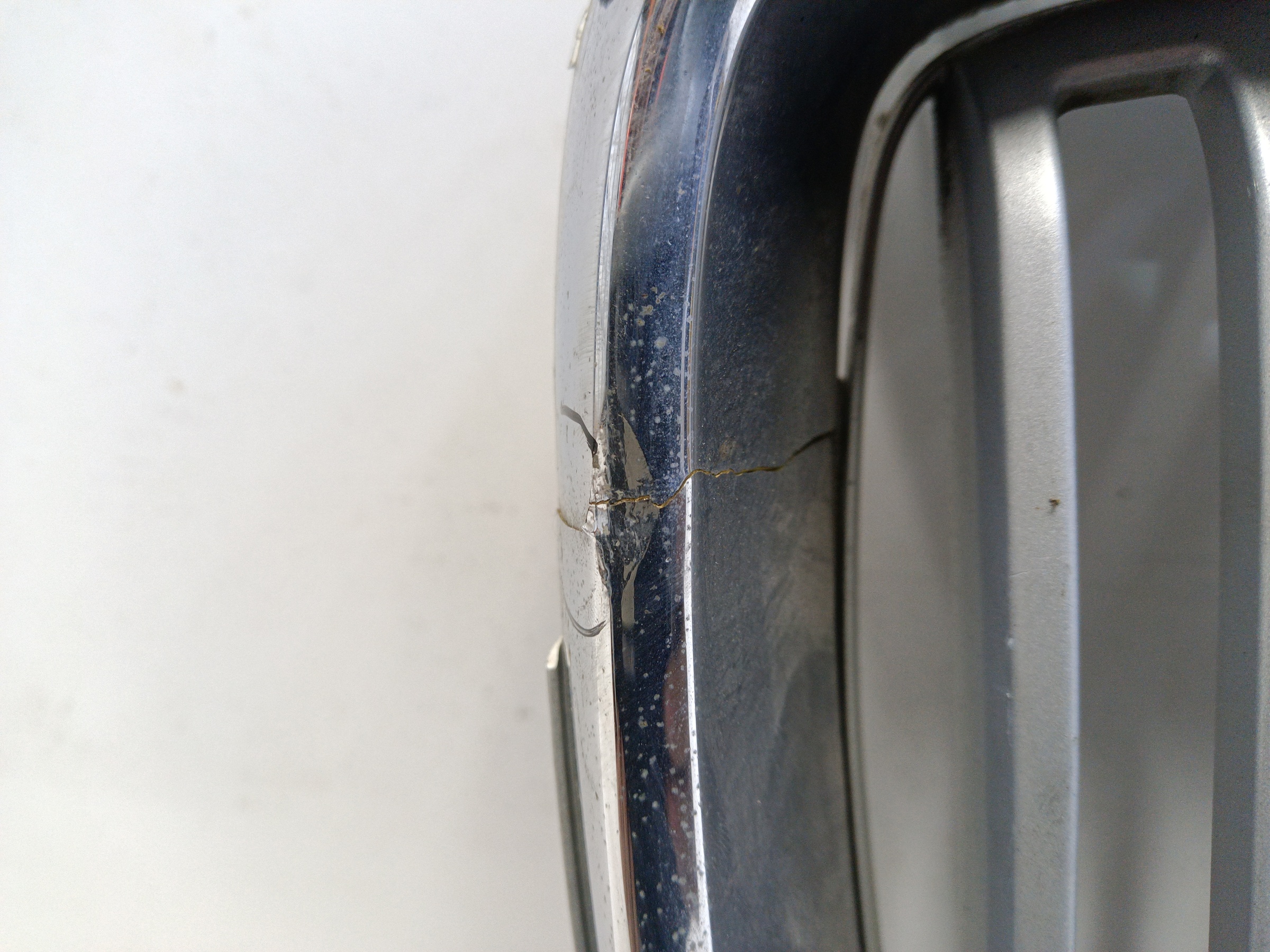 Решетка радиатора Volvo XC90 2 под камеру