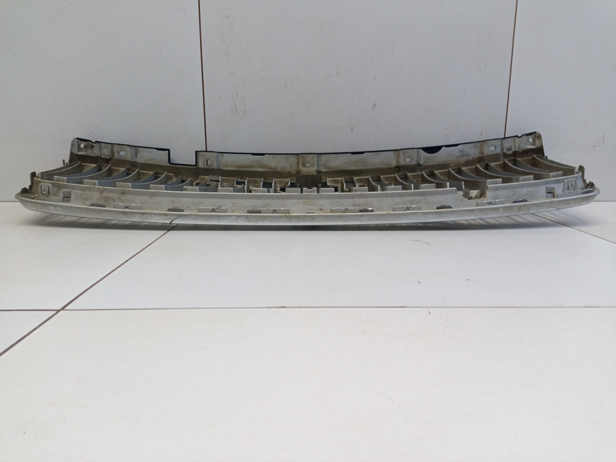 Решетка радиатора Volvo XC90 2 под камеру