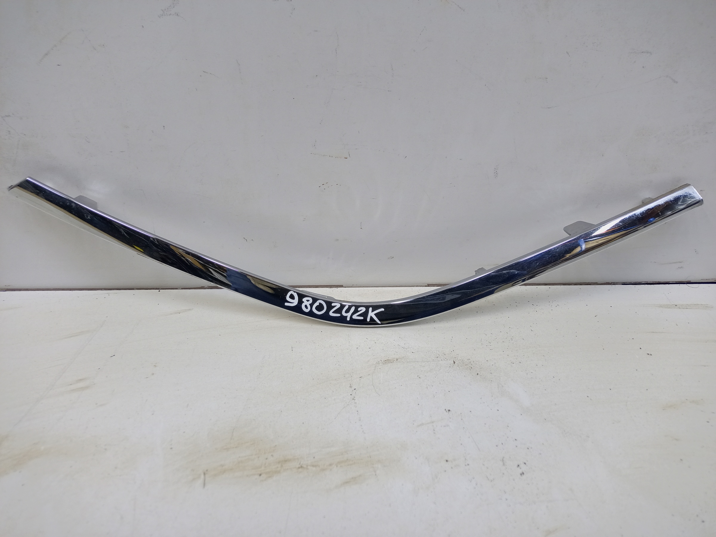 Молдинг хром решетки радиатора левый Haval F7x