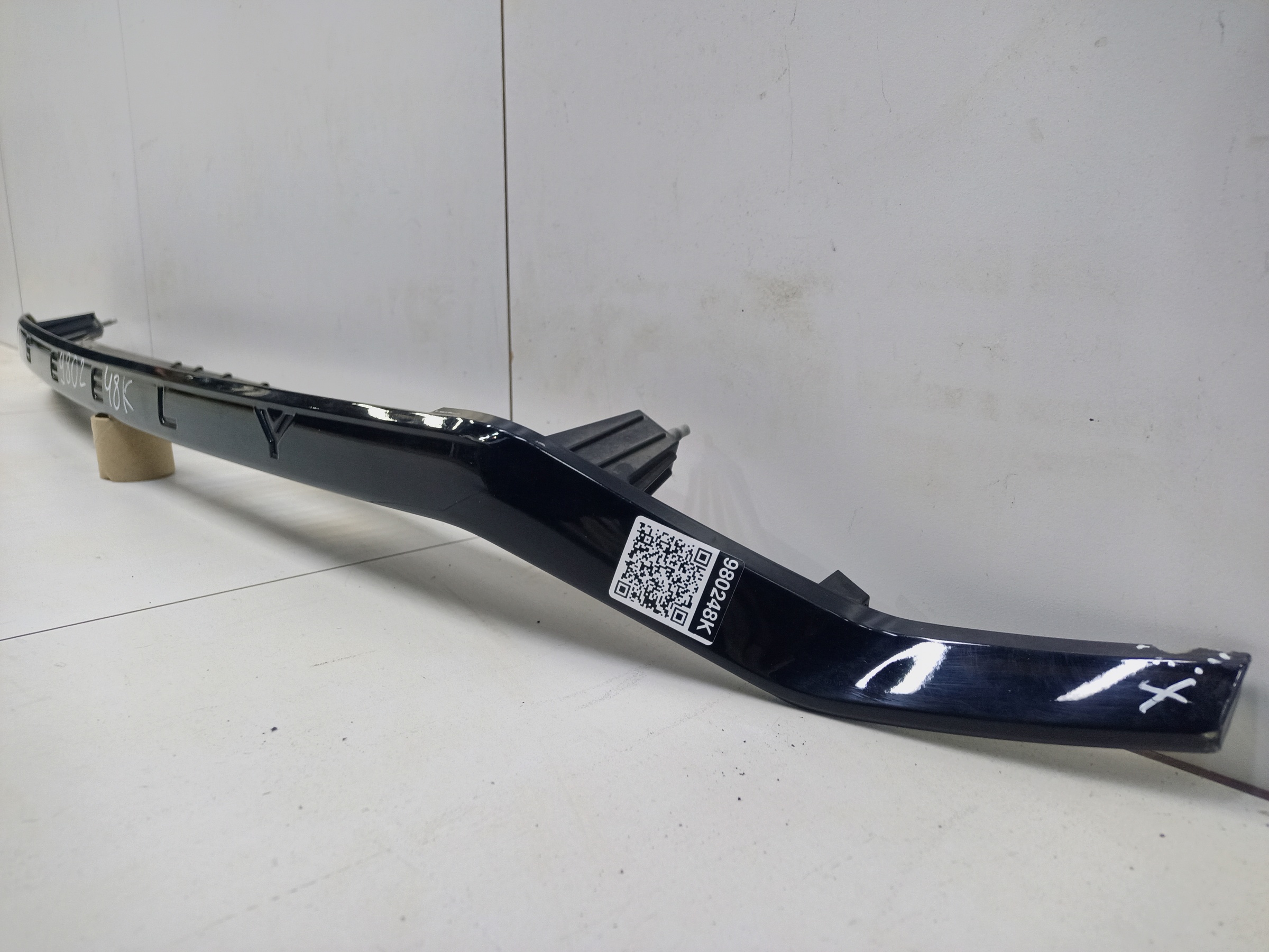 Накладка крышки багажника хром Geely Tugella 1