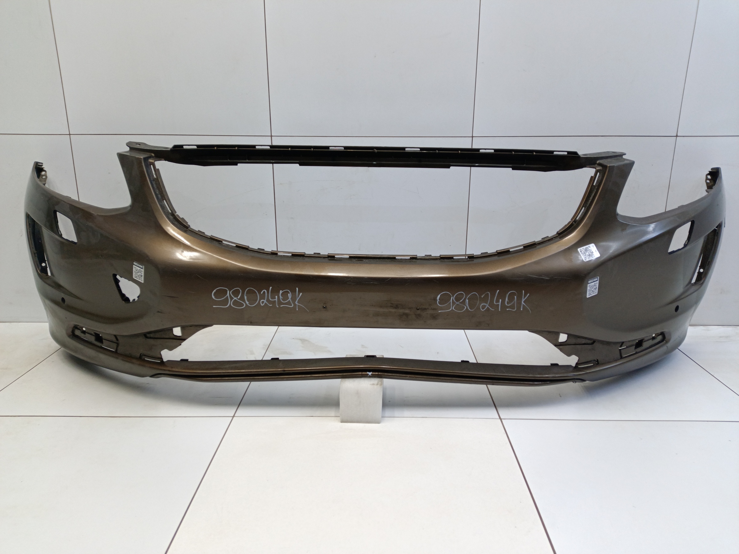 Бампер передний Volvo XC60 1 Restail