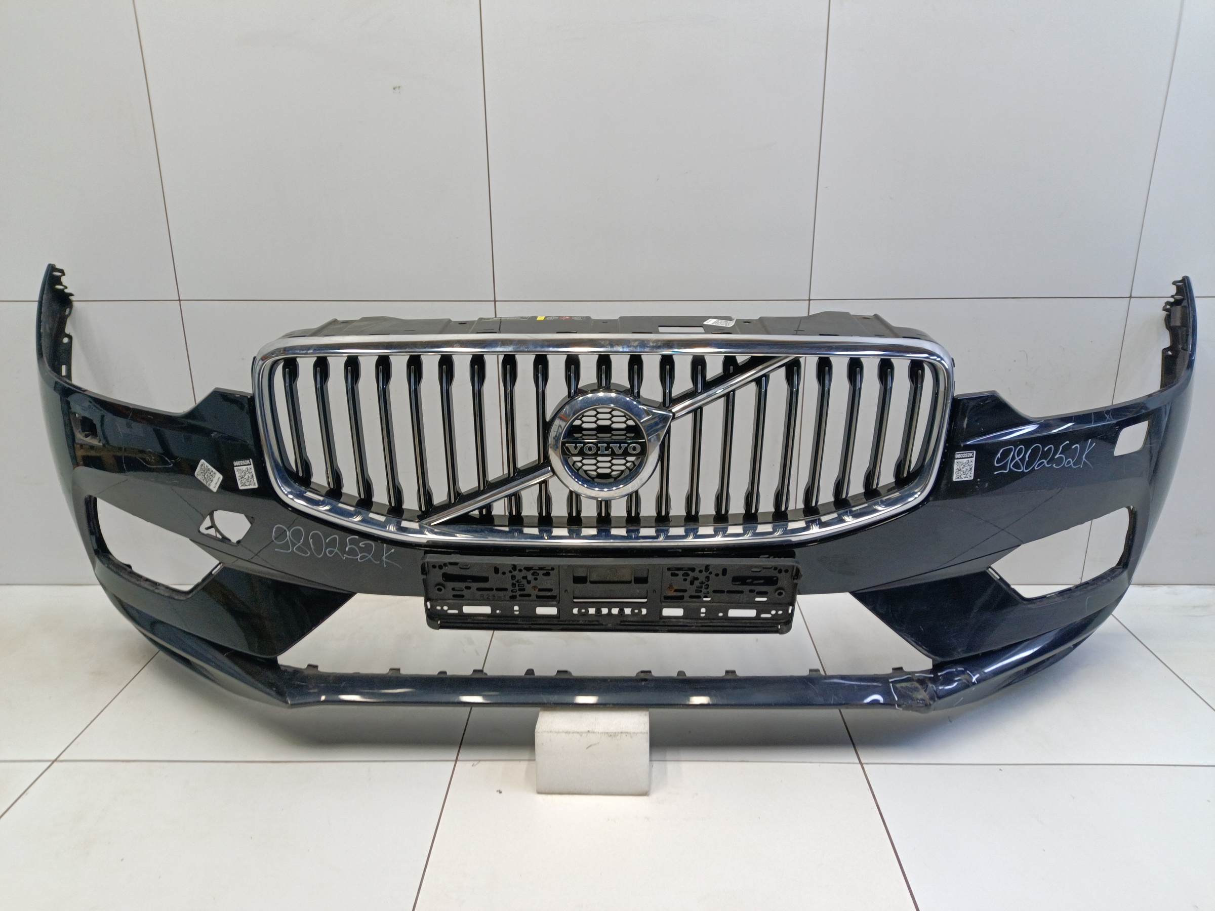 Бампер передний Volvo XC60 2