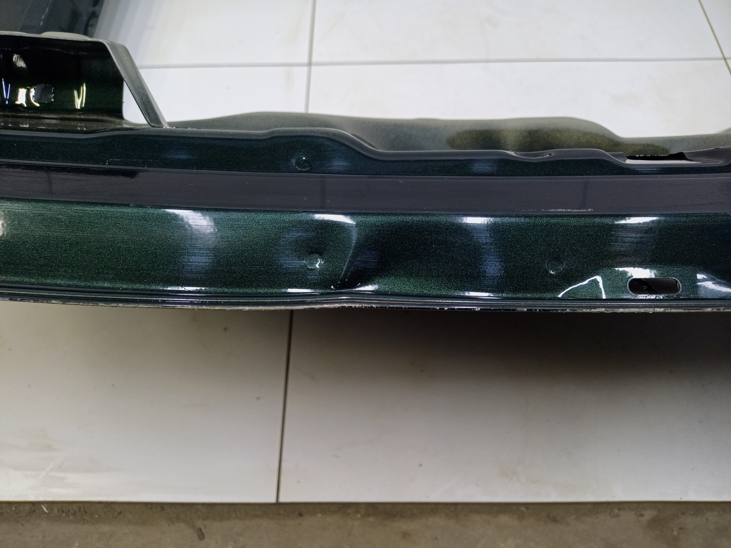 Крышка багажника Geely Atlas 2