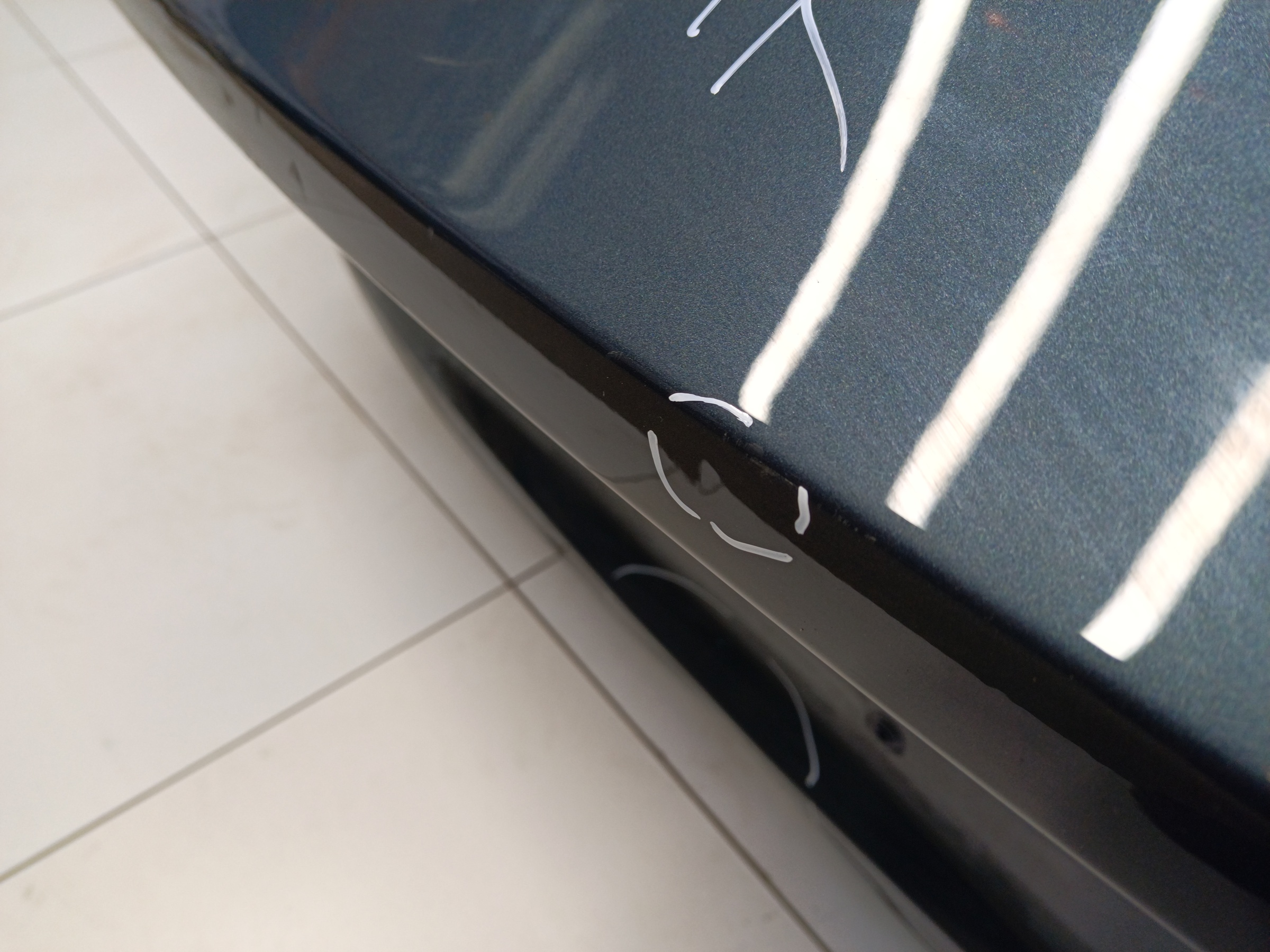 Крышка багажника Geely Tugella