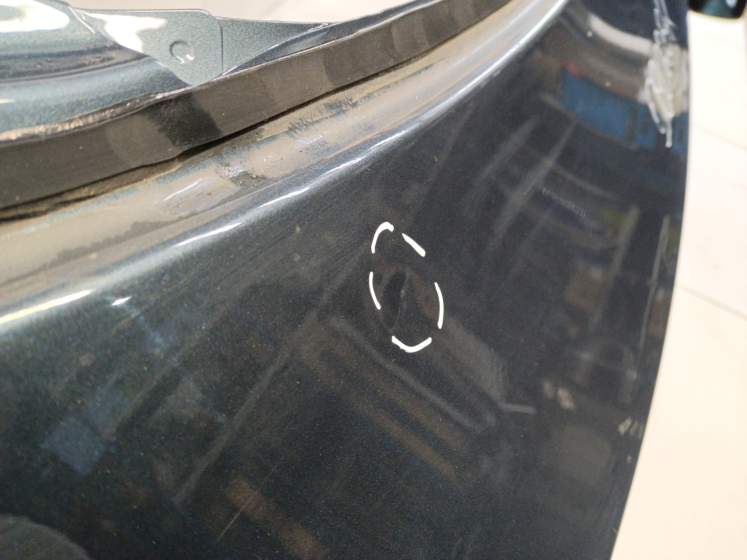 Крышка багажника Geely Tugella