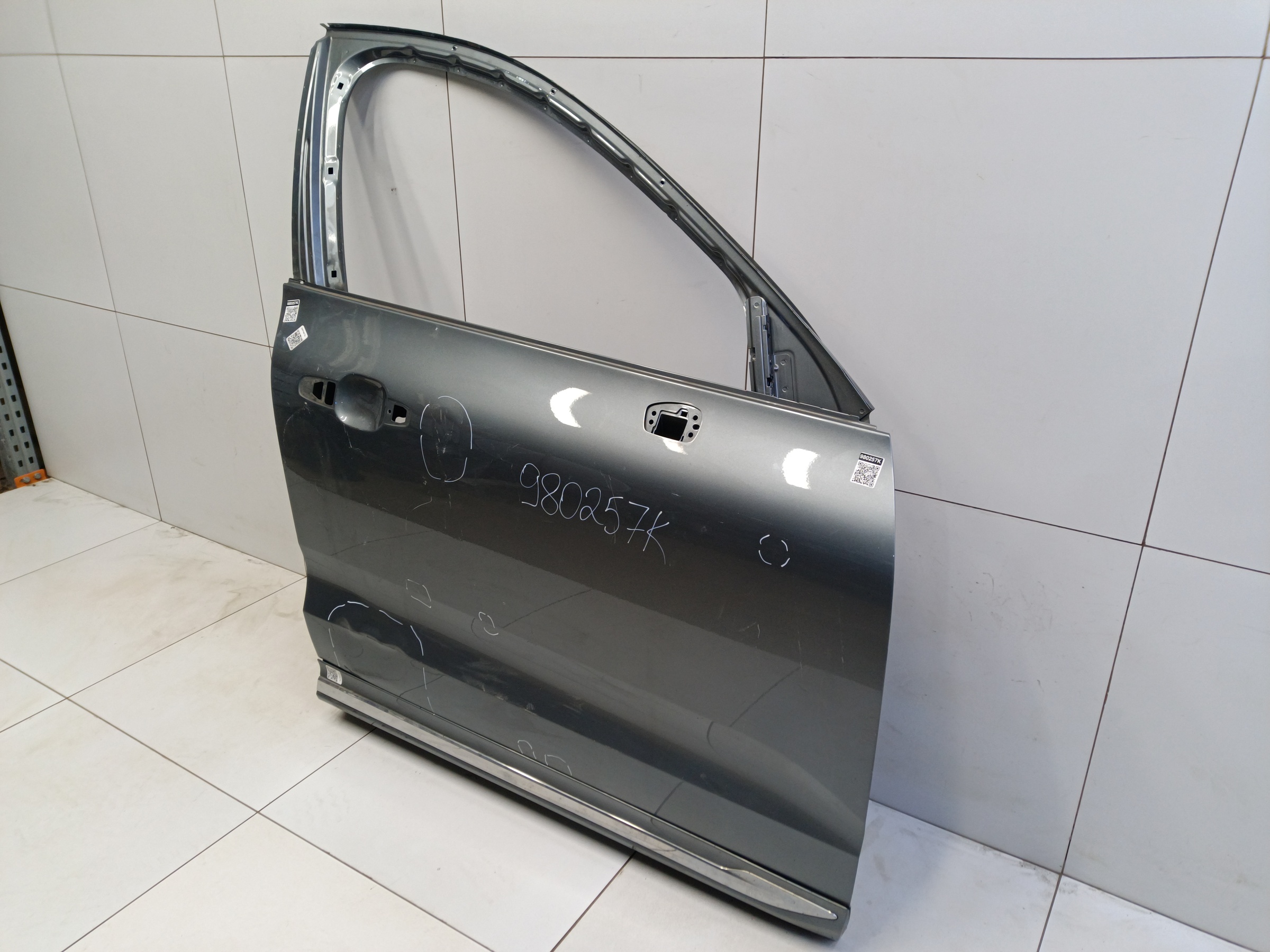 Дверь передняя правая Volvo XC60 2