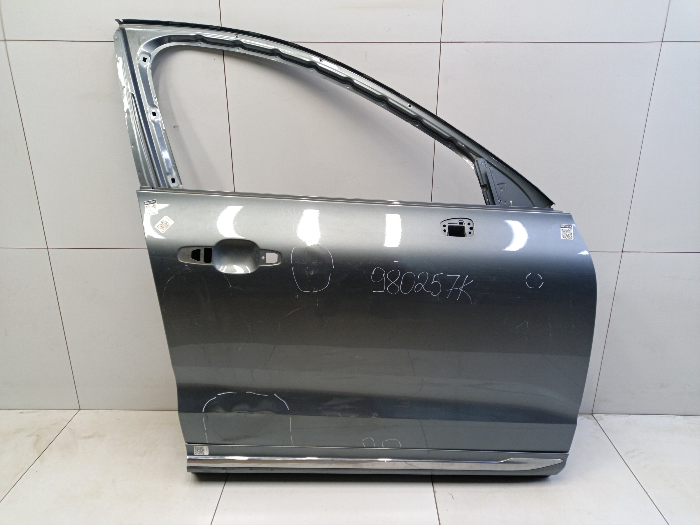 Дверь передняя правая Volvo XC60 2