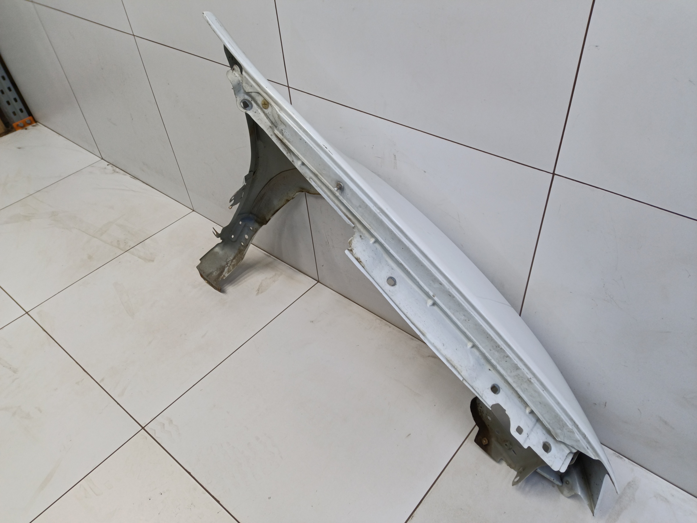 Крыло переднее левое Renault Duster 1