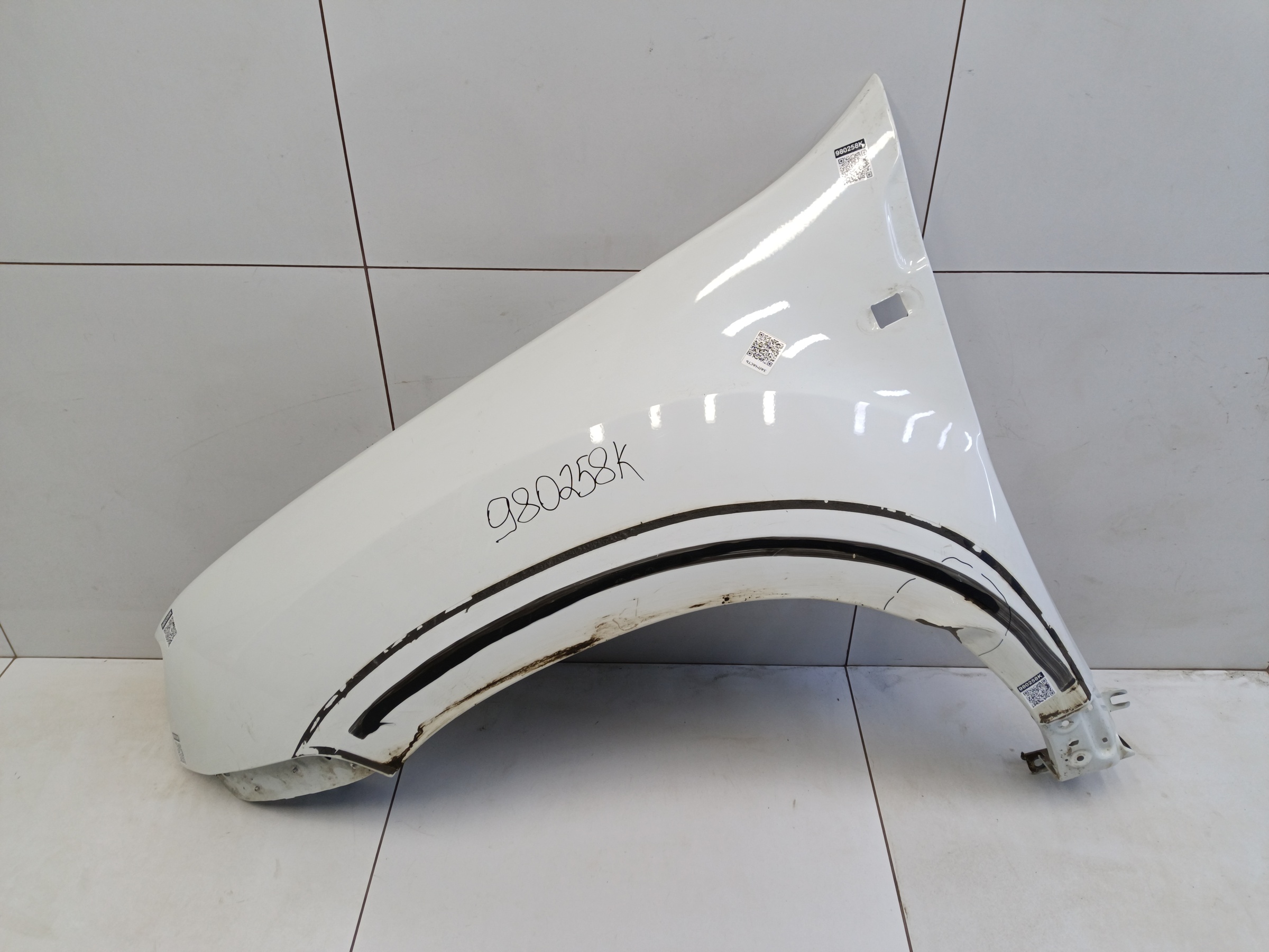 Крыло переднее левое Renault Duster 1