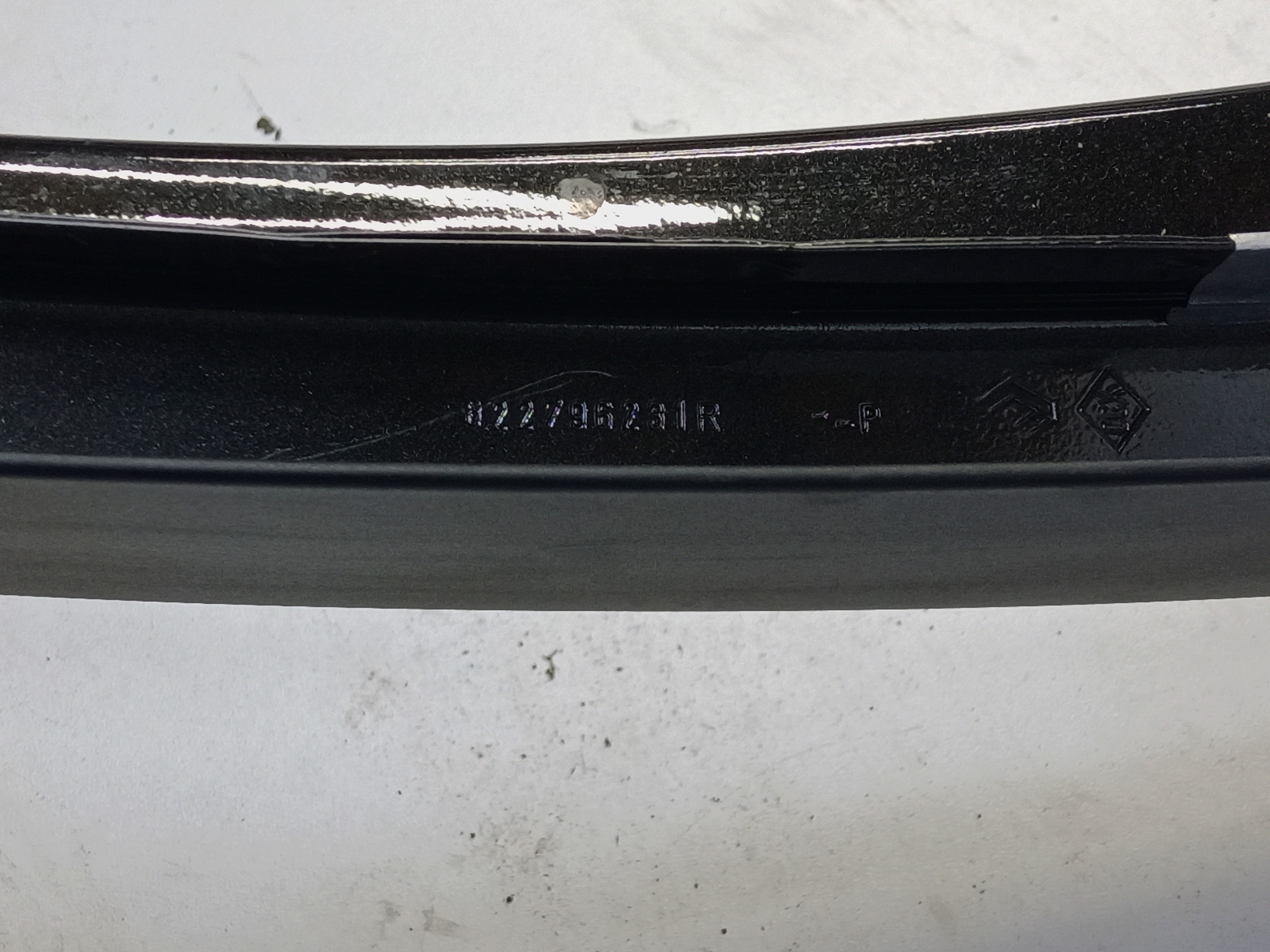 Дверь задняя левая Renault Kaptur