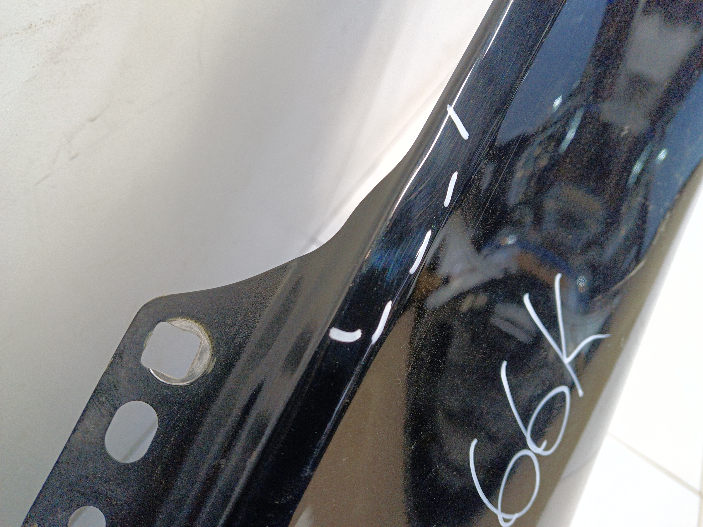 Крыло переднее левое Volvo XC60 2