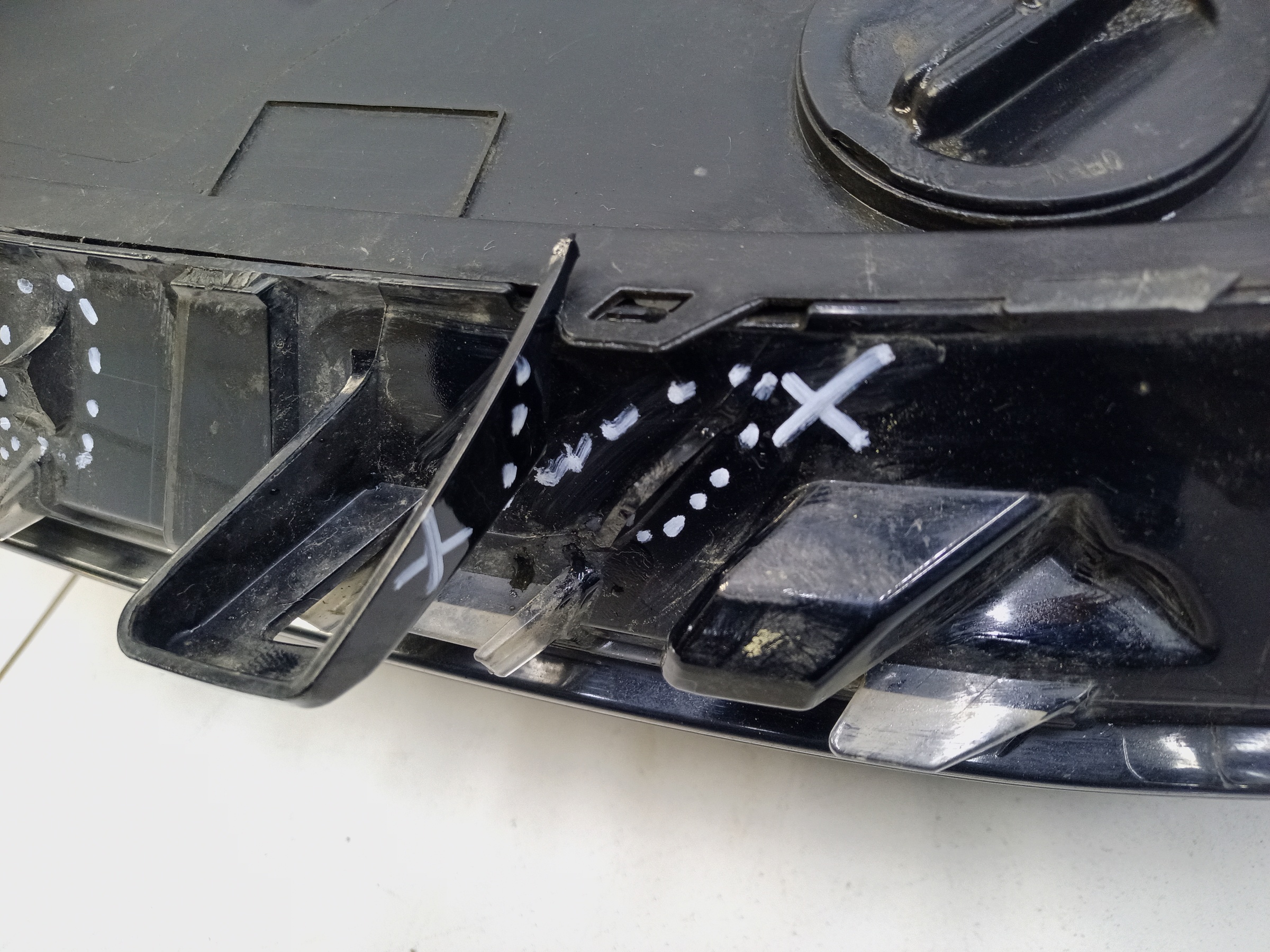 Фара передняя правая Geely Coolray LED