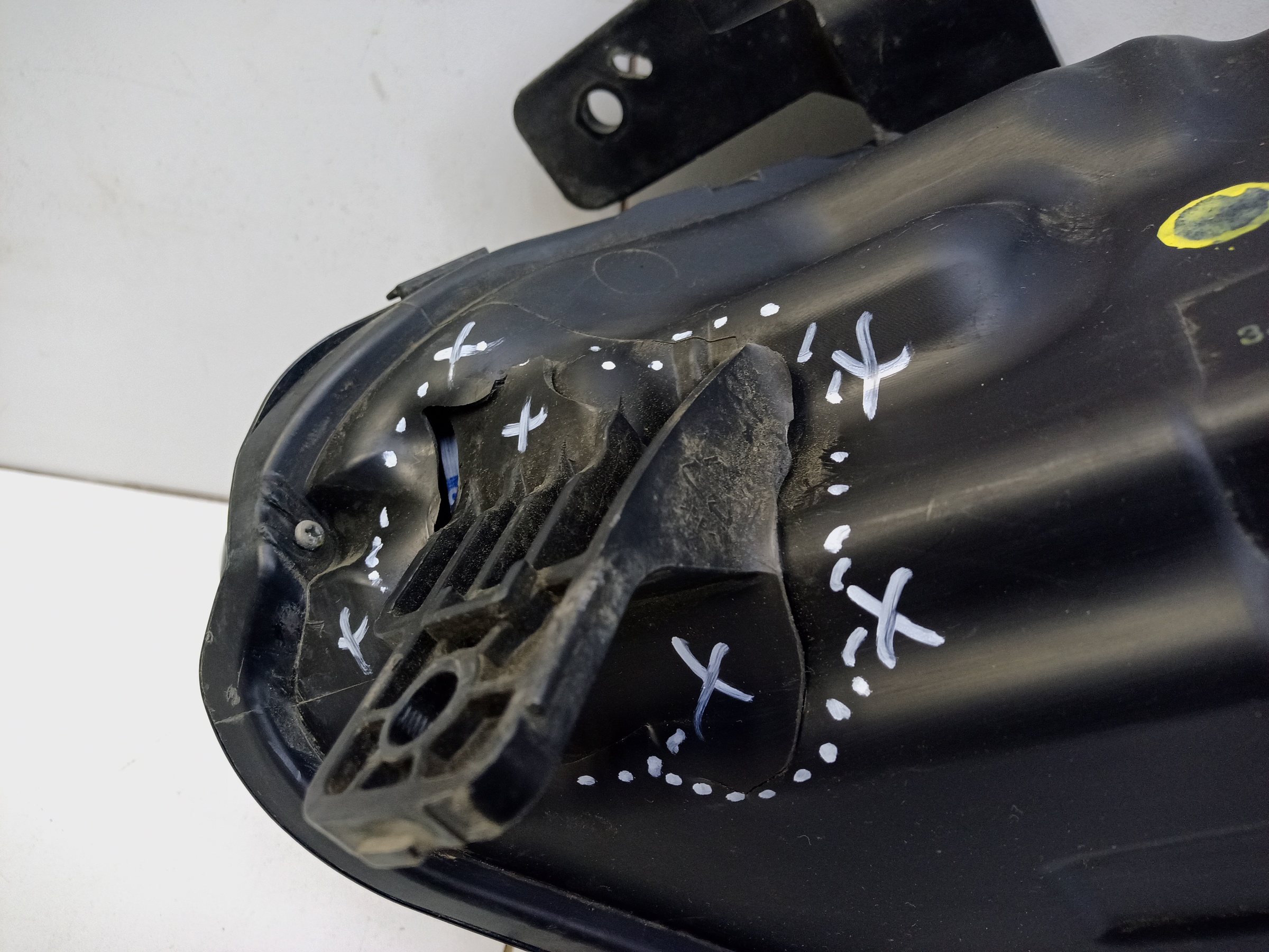 Фара передняя правая Geely Coolray LED