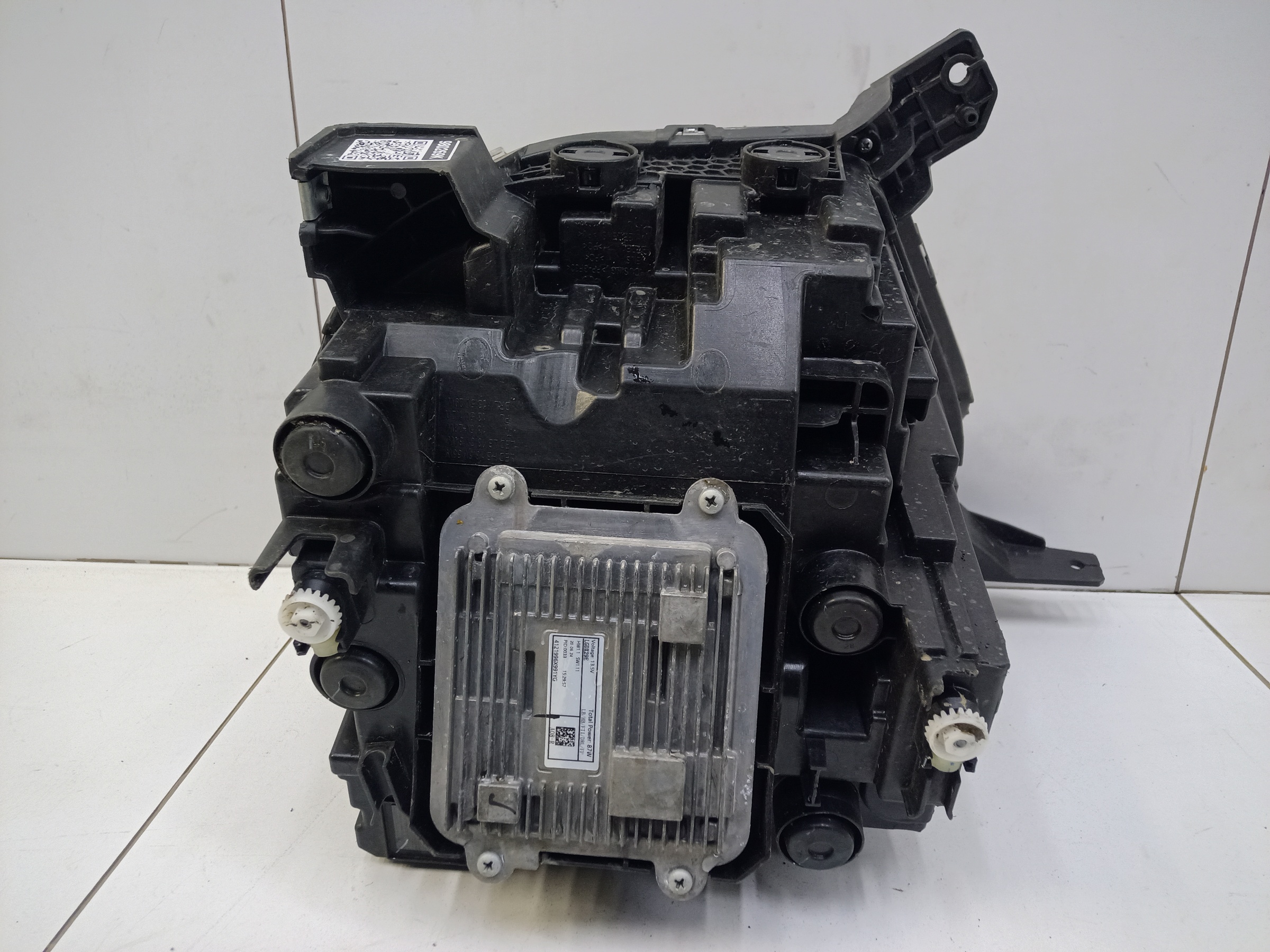 Фара передняя правая Haval H3 LED