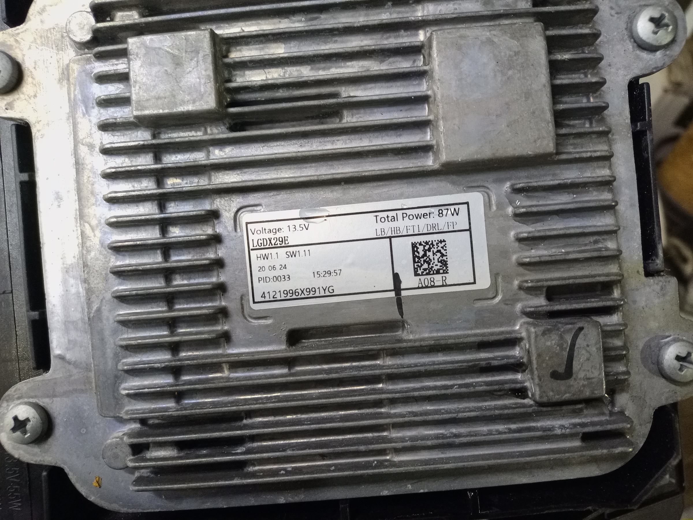 Фара передняя правая Haval H3 LED