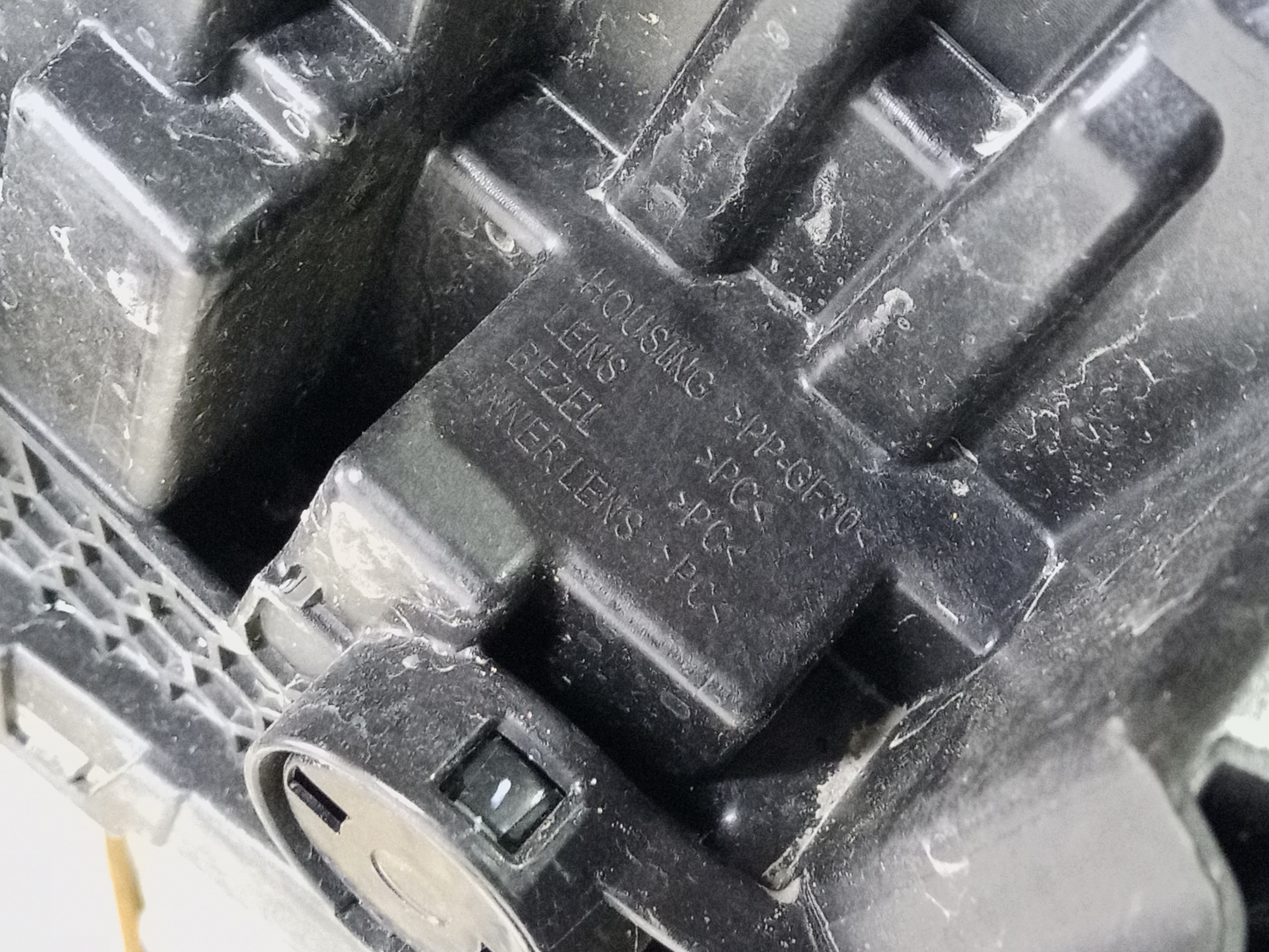 Фара передняя правая Haval H3 LED