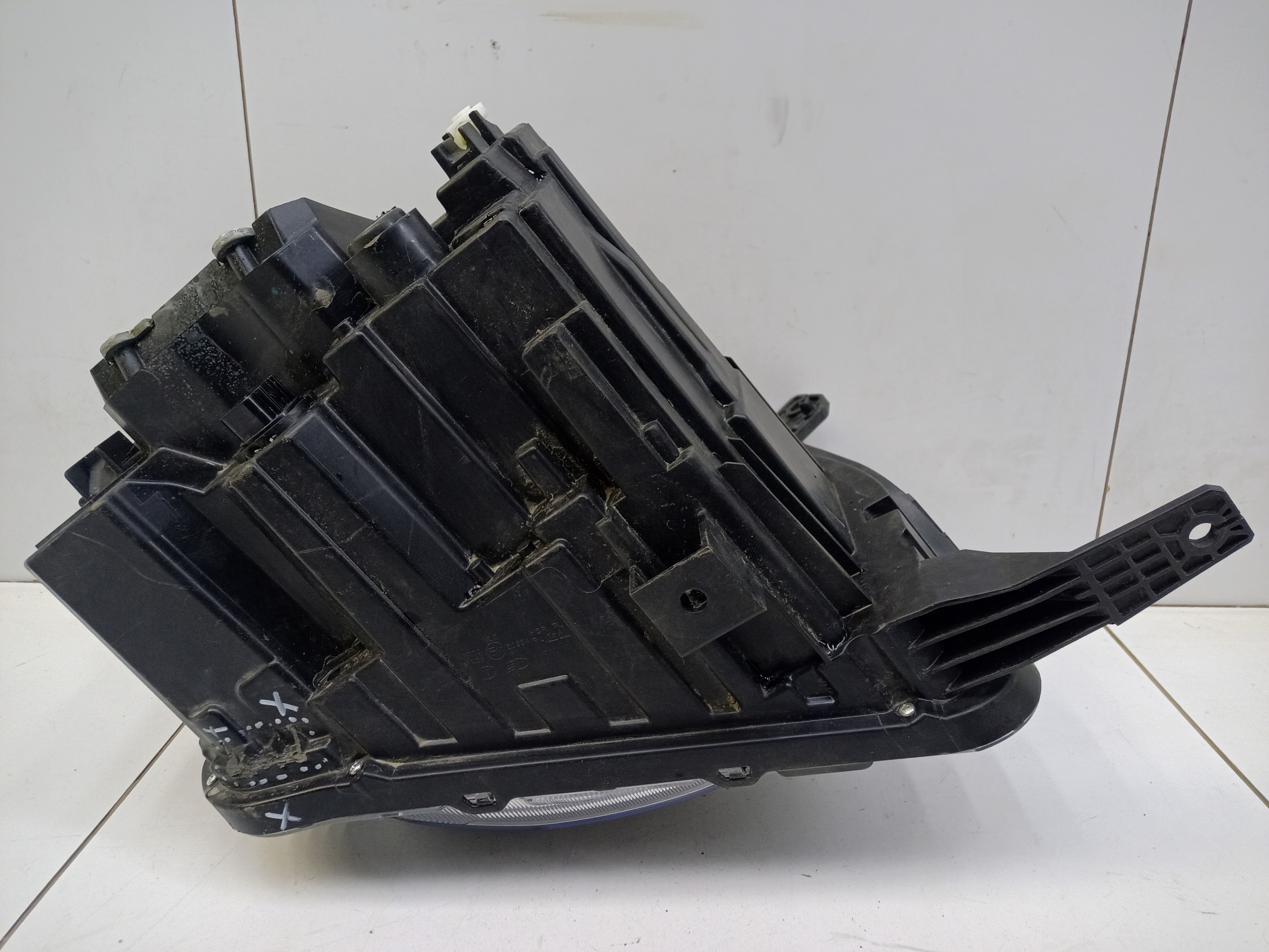 Фара передняя правая Haval H3 LED