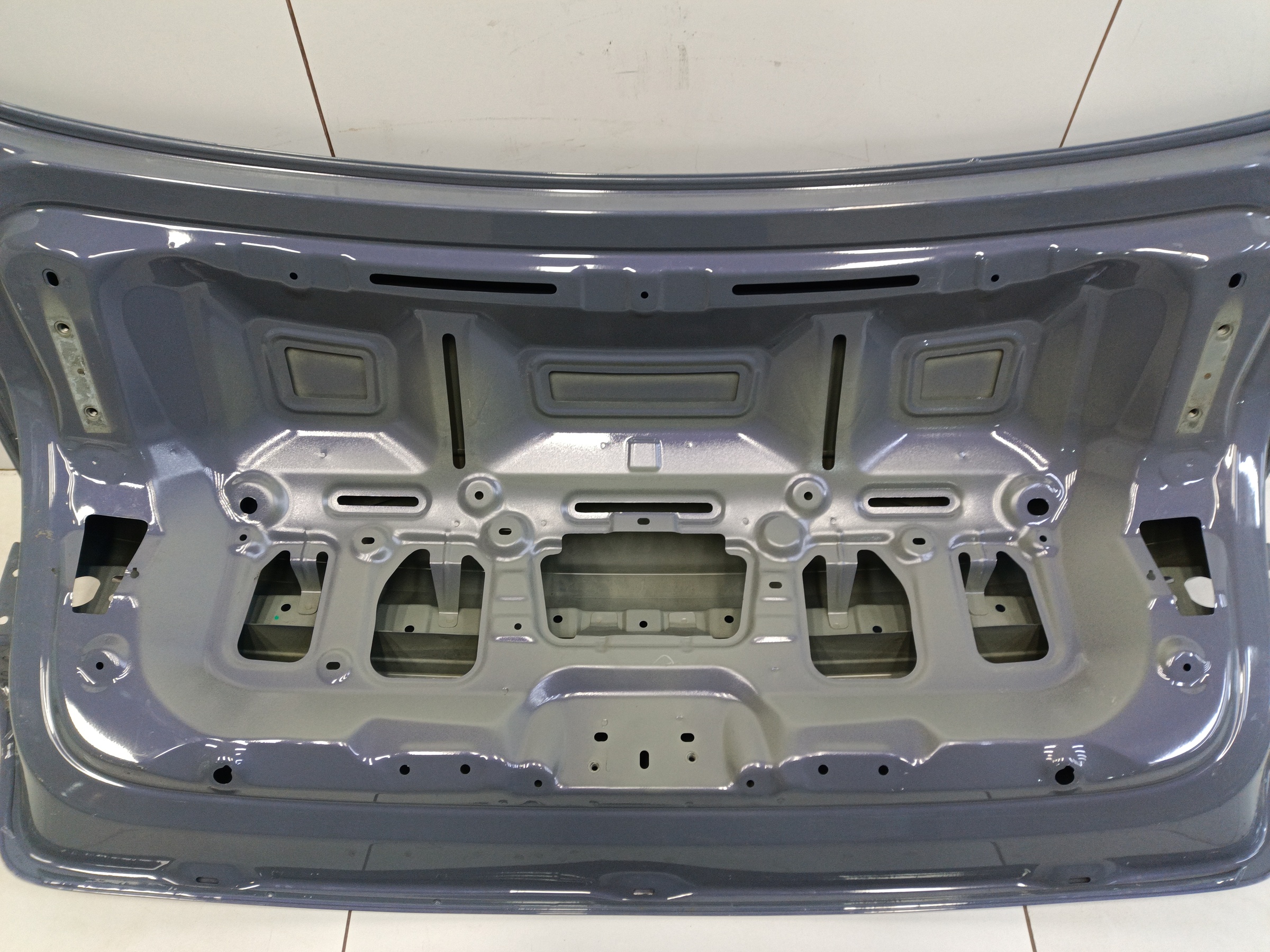 Крышка багажника Geely Preface