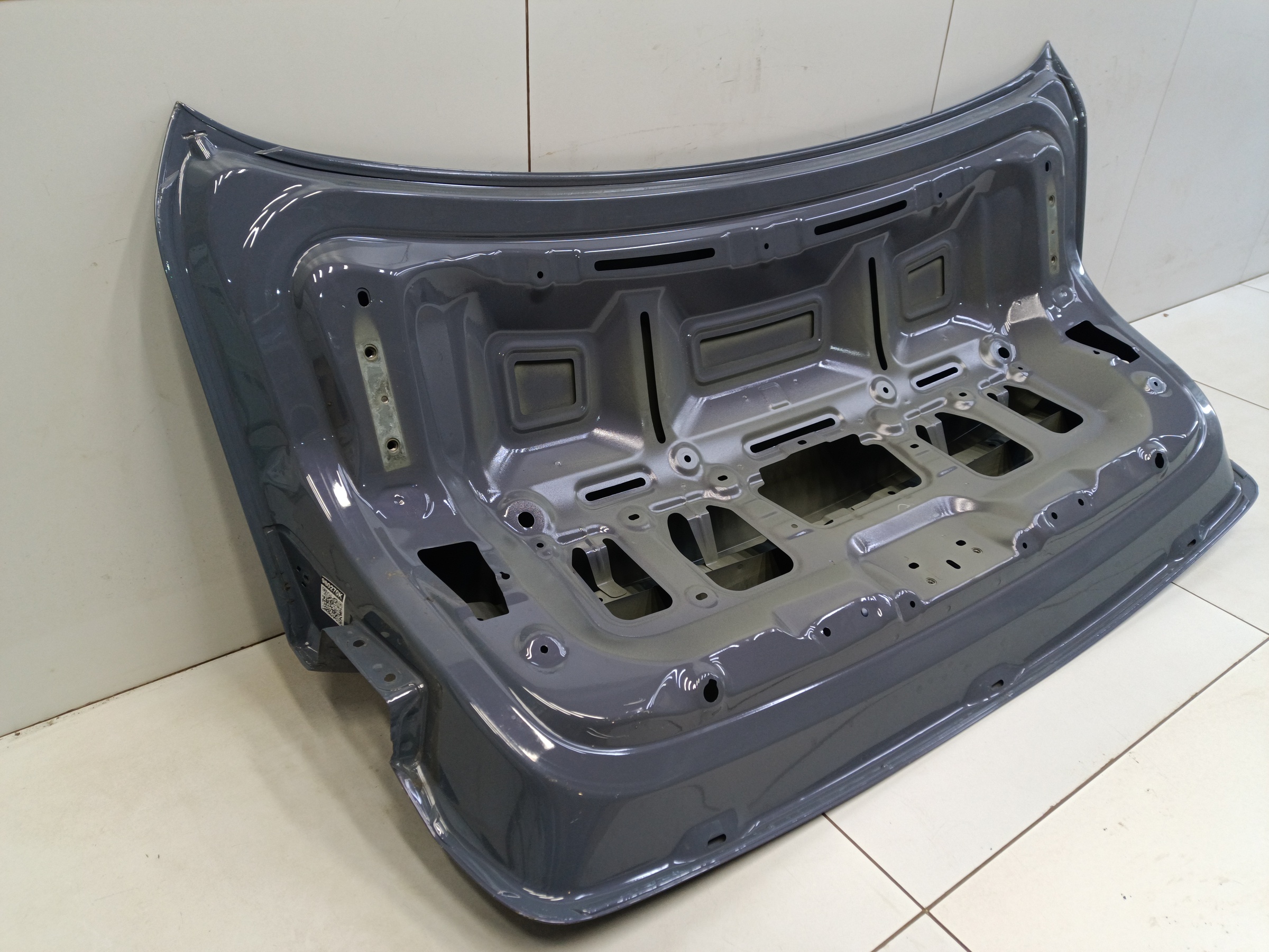 Крышка багажника Geely Preface