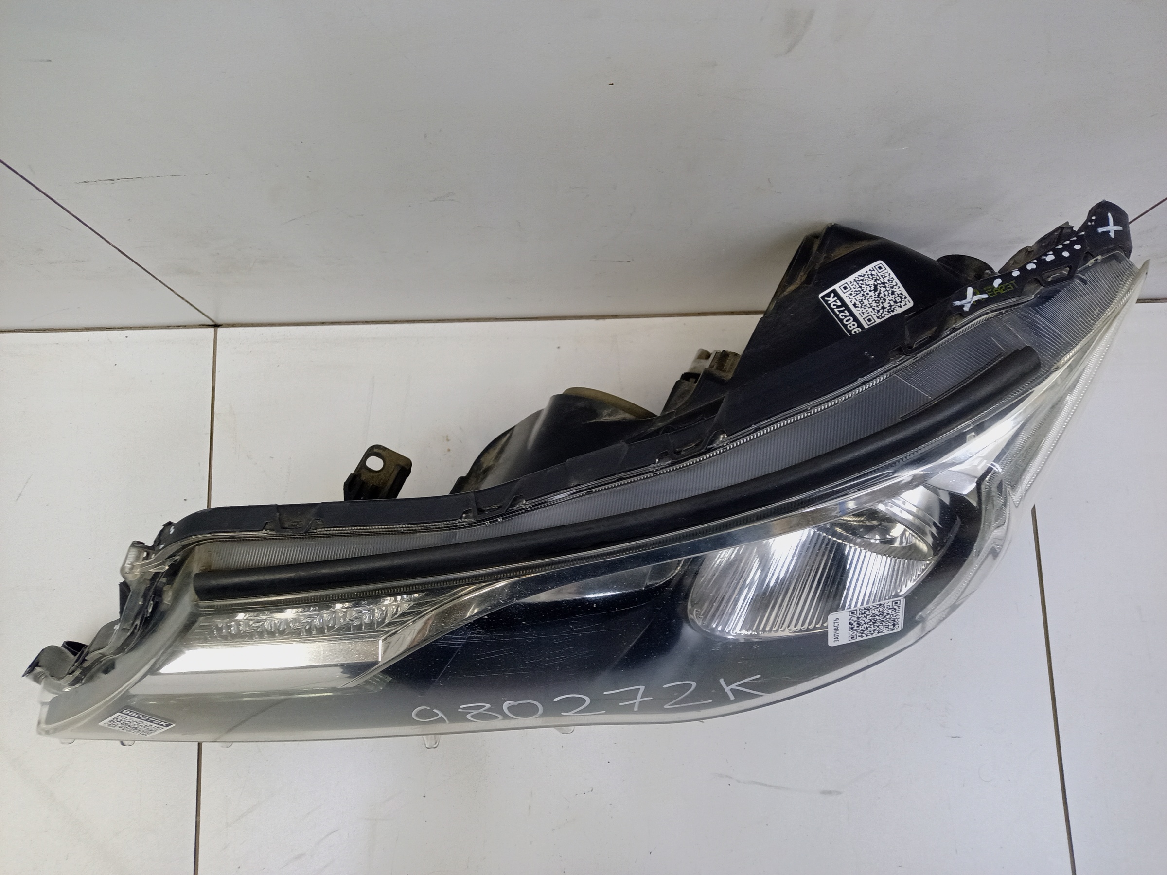 Фара передняя левая Toyota RAV4 CA40 ксенон