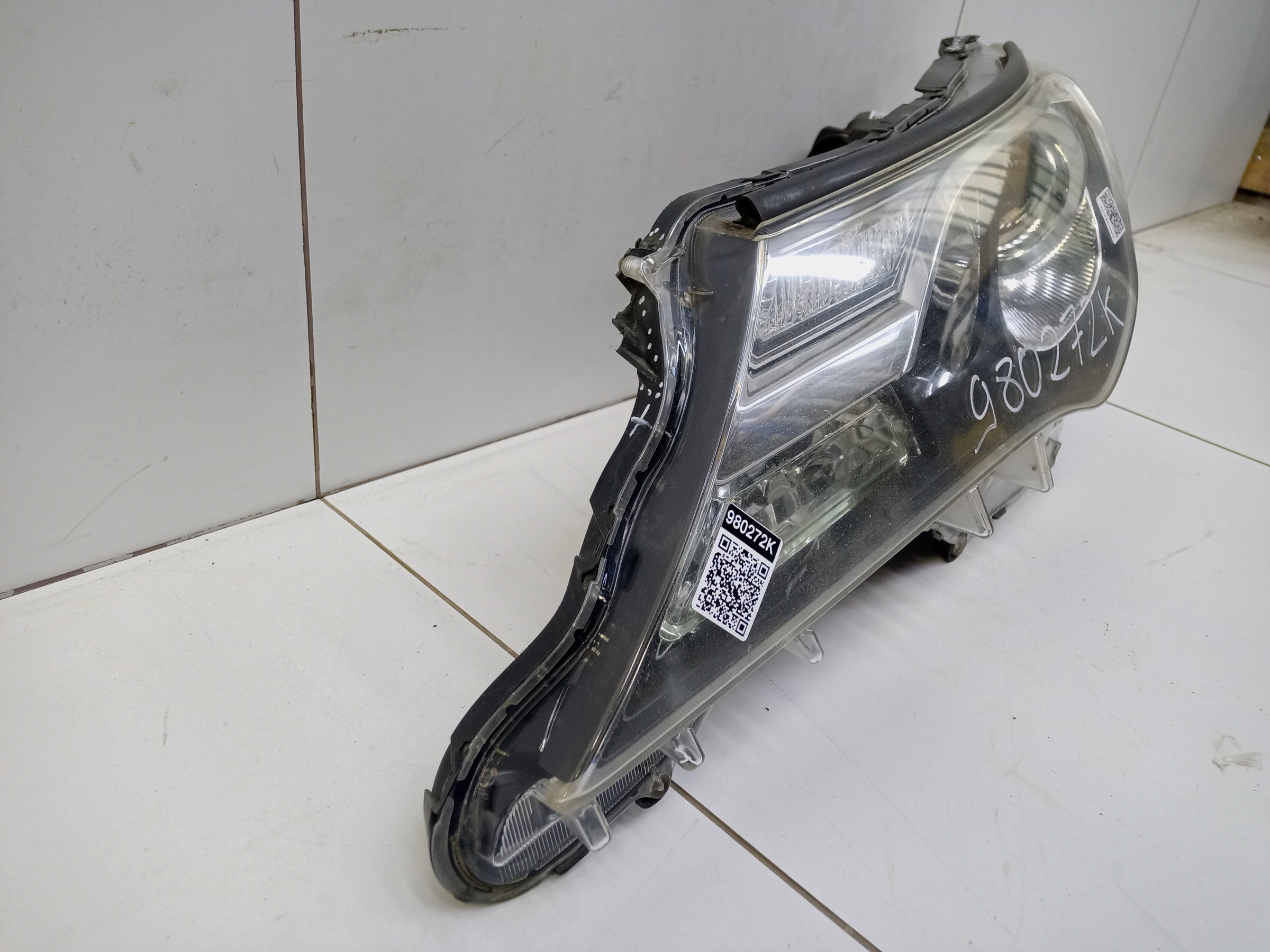 Фара передняя левая Toyota RAV4 CA40 ксенон