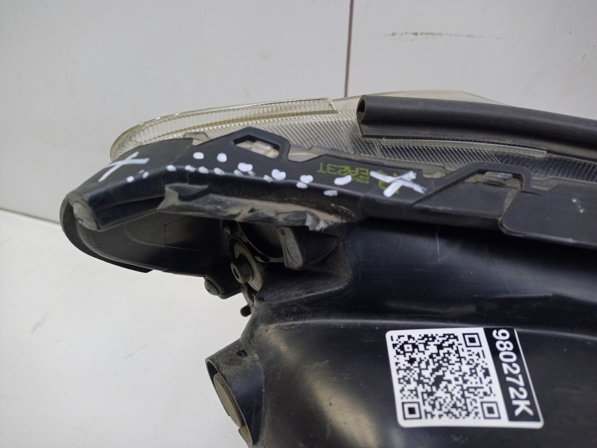 Фара передняя левая Toyota RAV4 CA40 ксенон